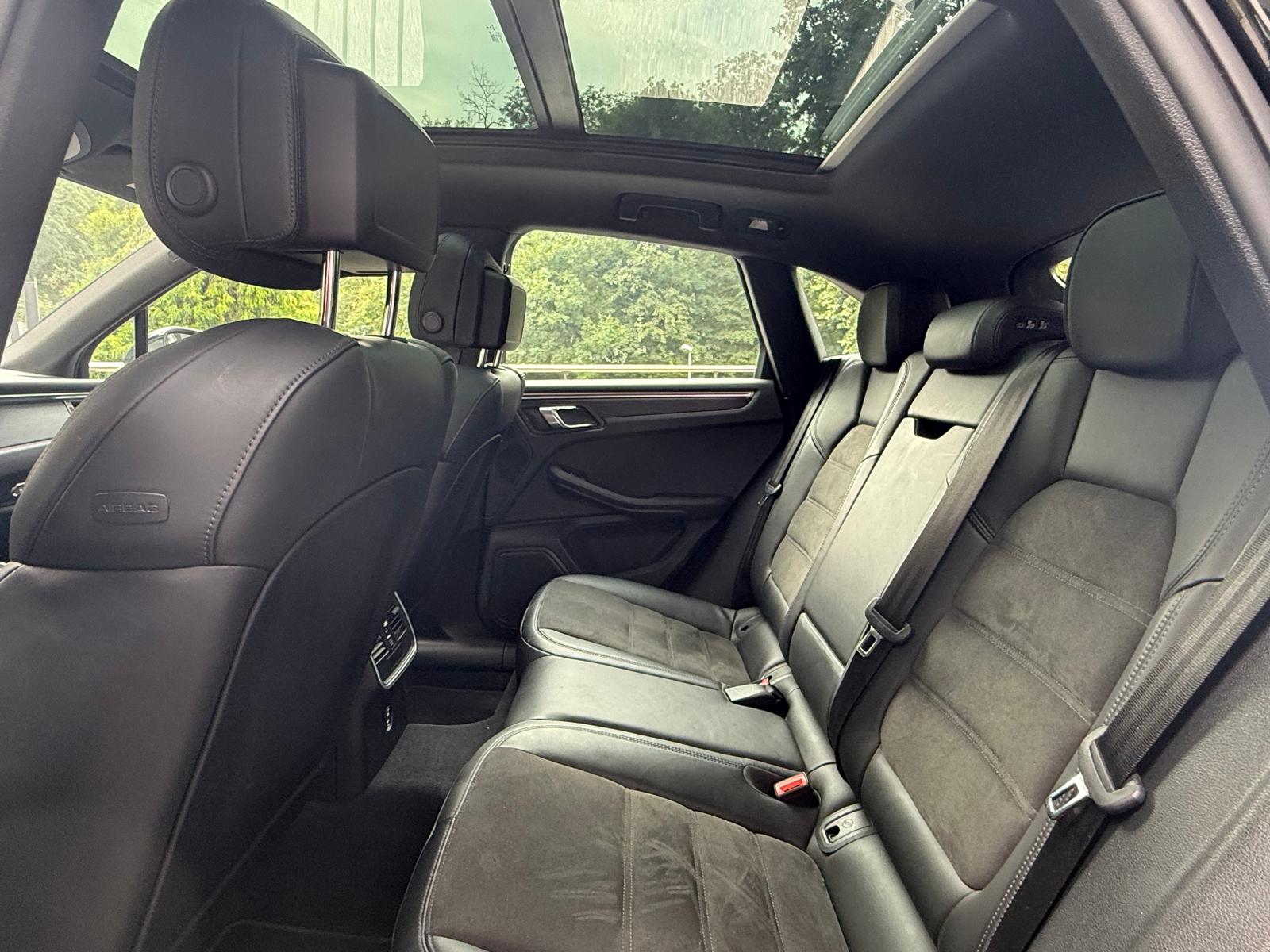 PORSCHE Macan GTS PDK-image-10