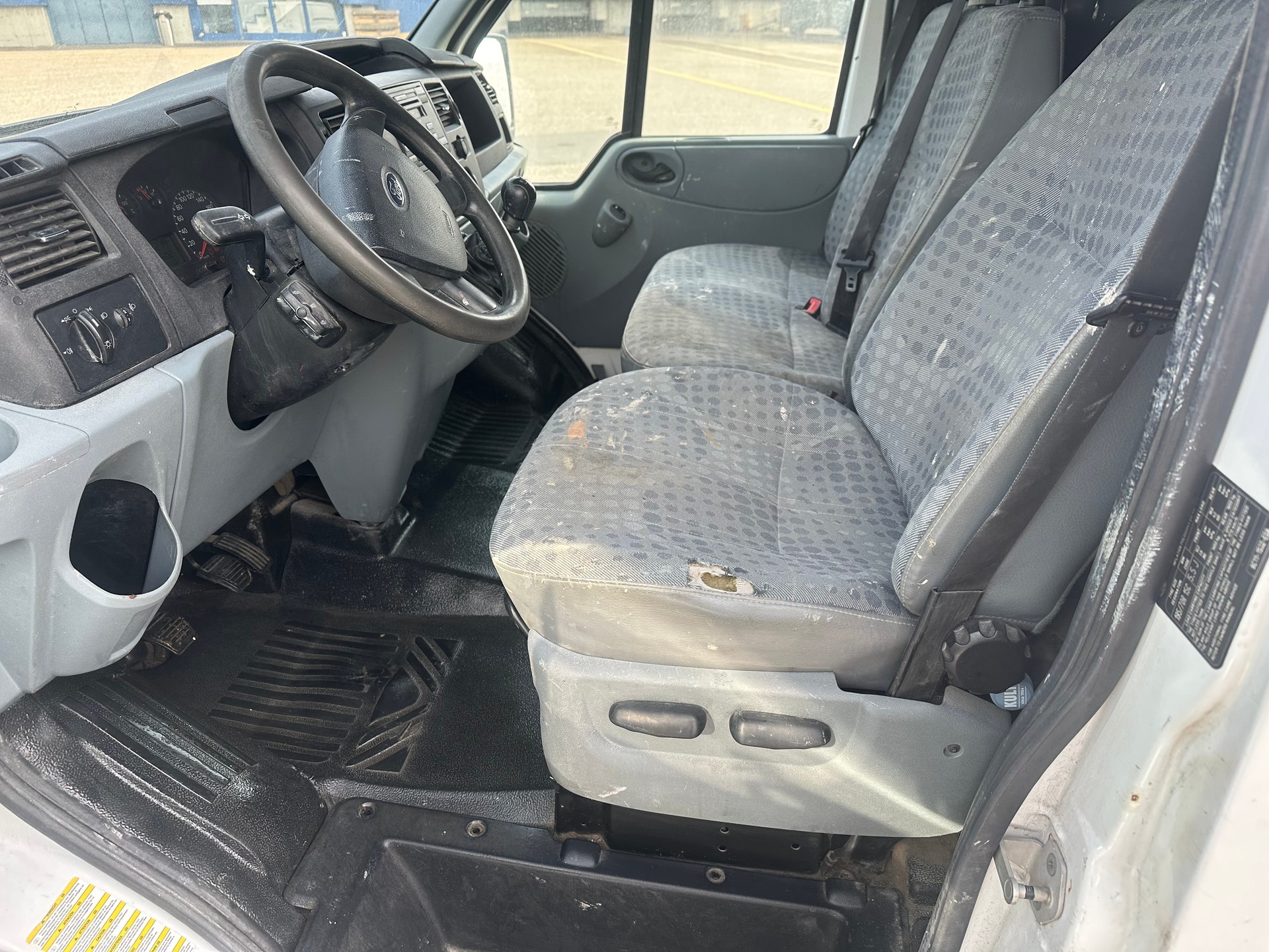 FORD Transit 2.2 TDCi 280 S Trend-image-9