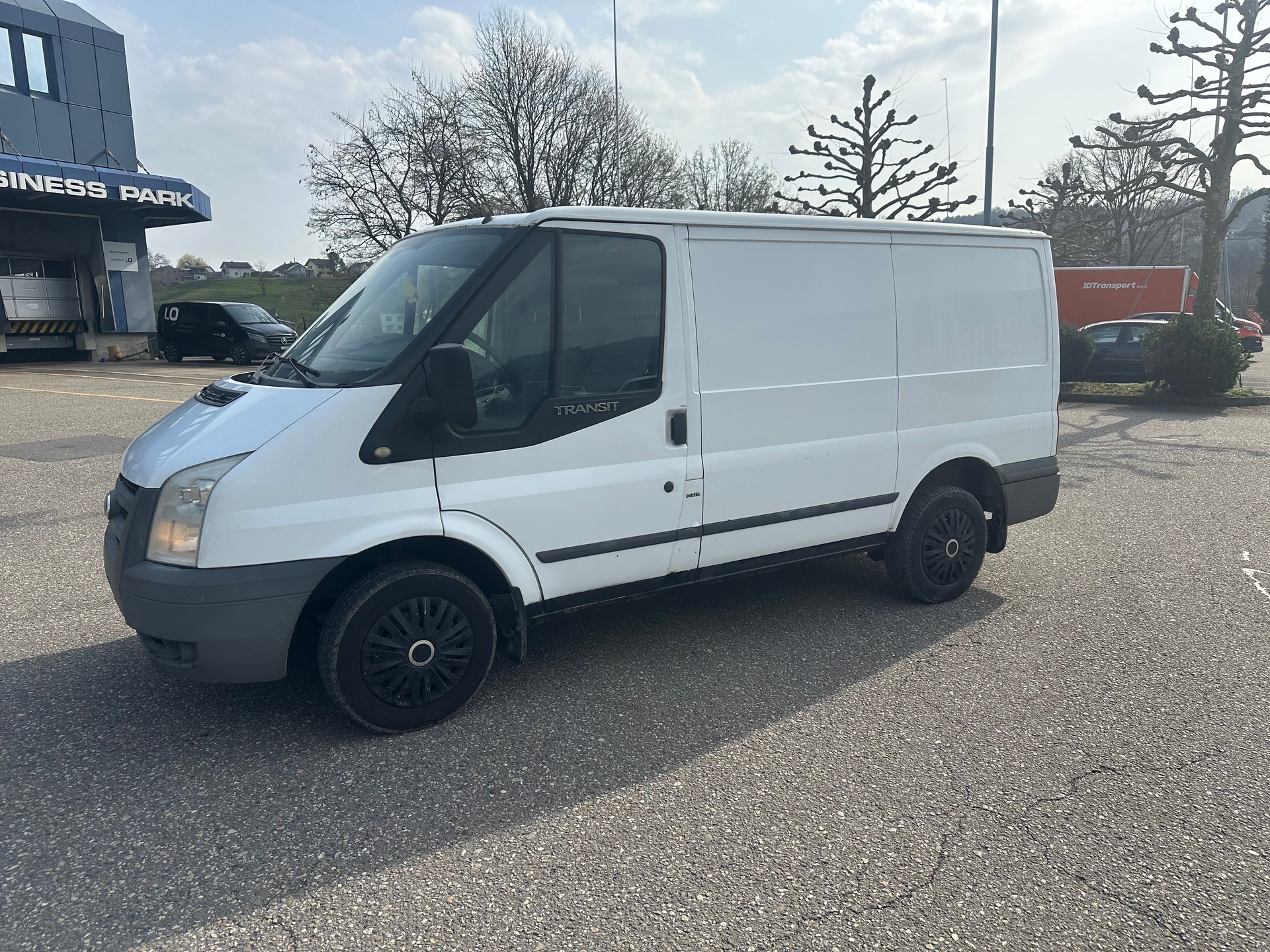 FORD Transit 2.2 TDCi 280 S Trend-image-0