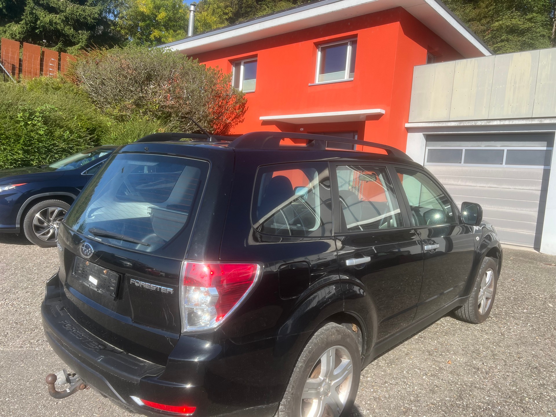 SUBARU Forester 2.0X Swiss Automatic-image-1