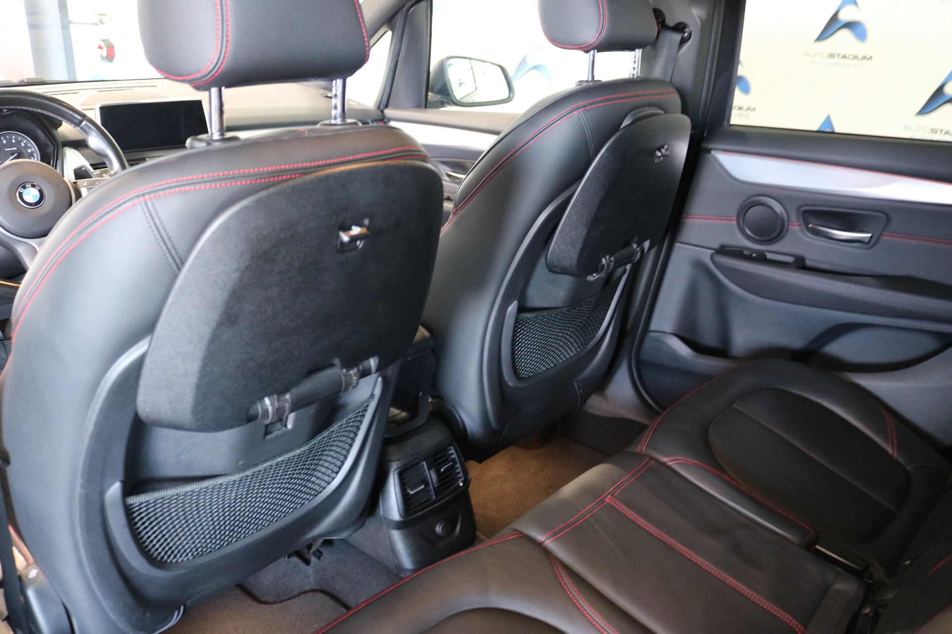 BMW 220i Gran Tourer M Sport Steptronic-image-34