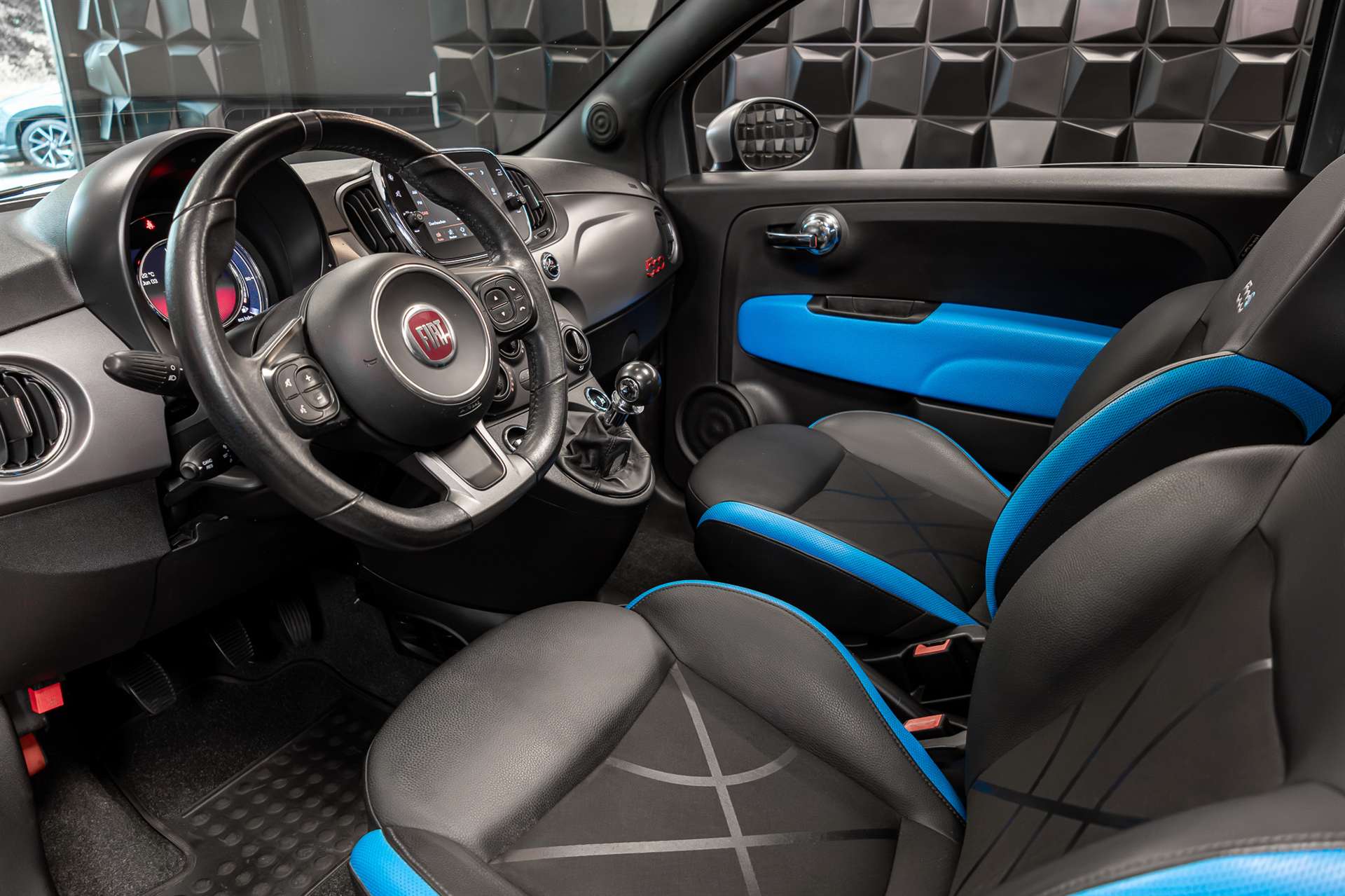 FIAT 500 0.9 TwinAir Turbo S-image-13