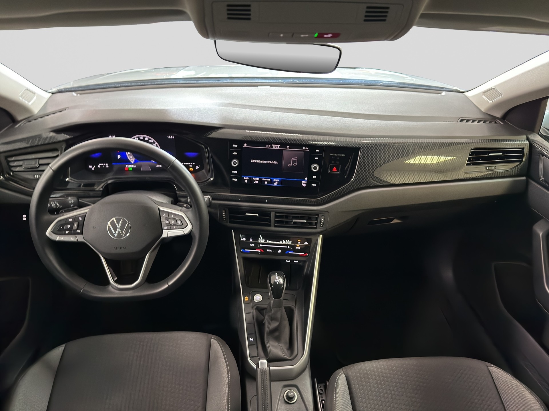 VW Taigo 1.0 TSI Life DSG-image-12