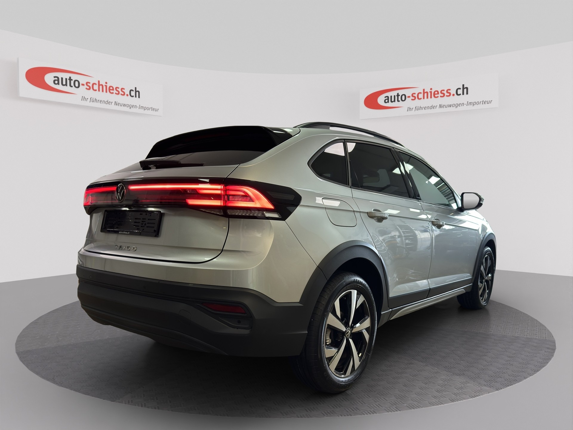 VW Taigo 1.0 TSI Life DSG-image-4
