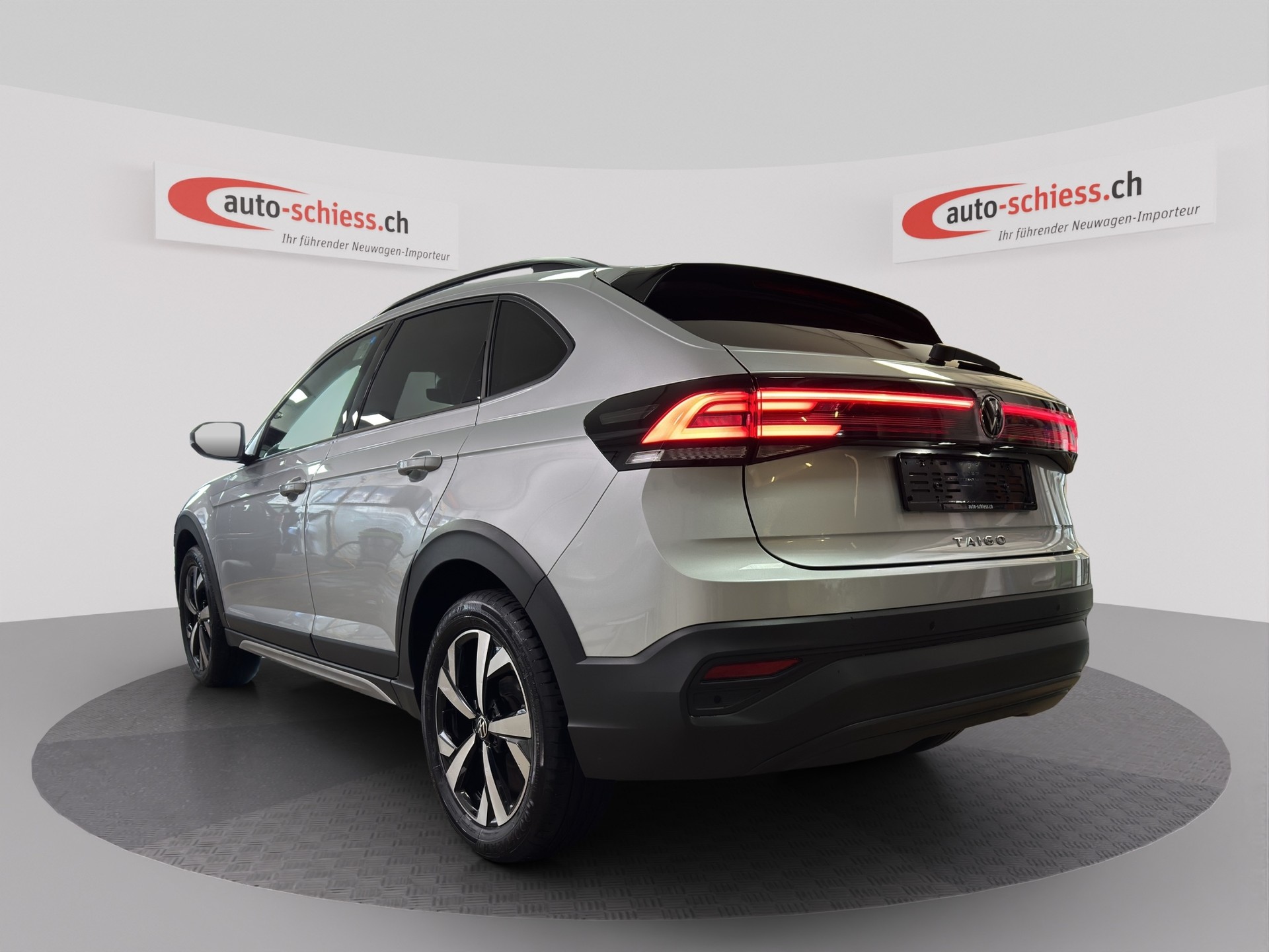 VW Taigo 1.0 TSI Life DSG-image-2