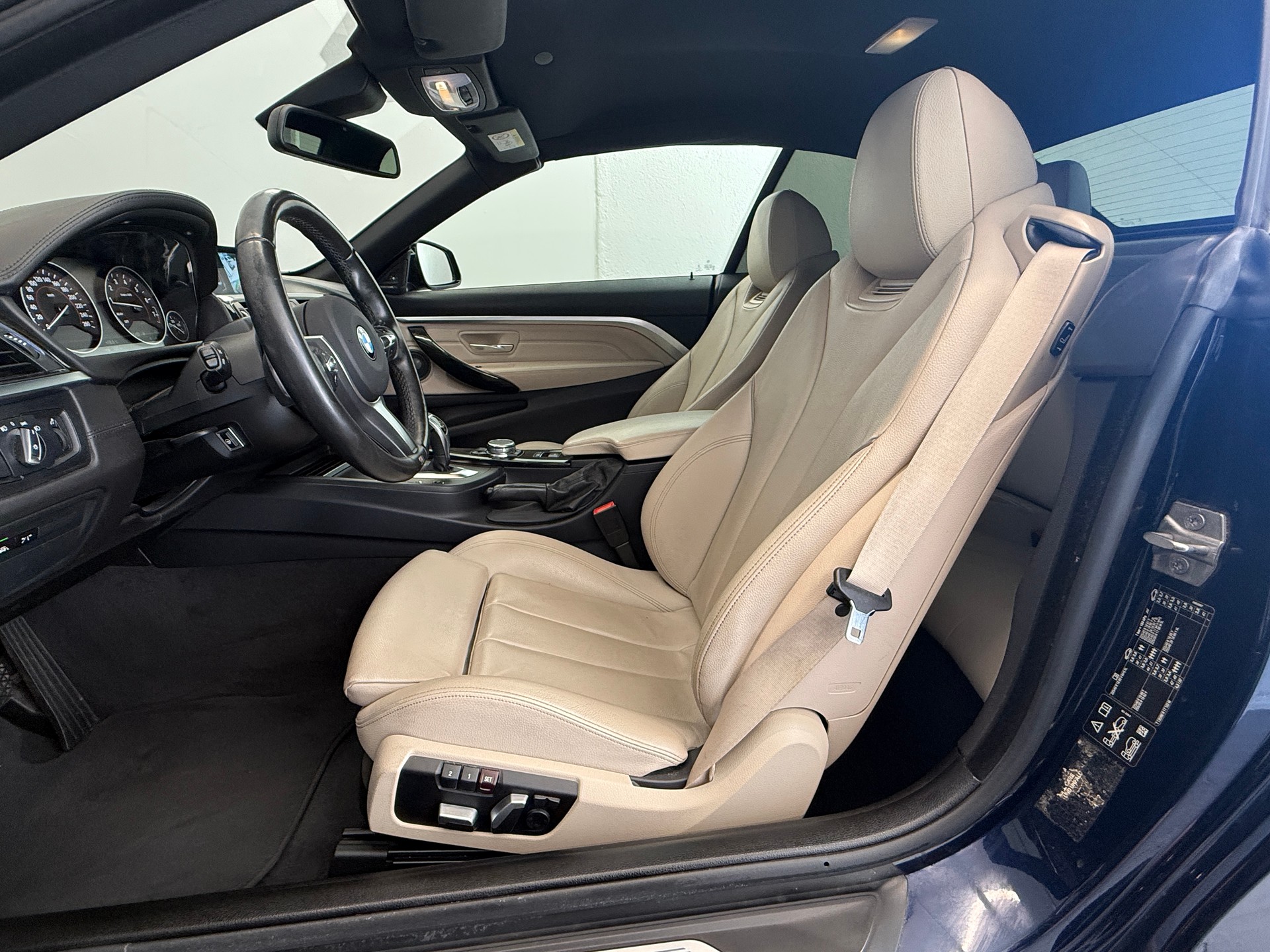 BMW 440i Cabriolet xDrive M Sport Steptronic Ab 430.- pro Monat M-Paket-image-11