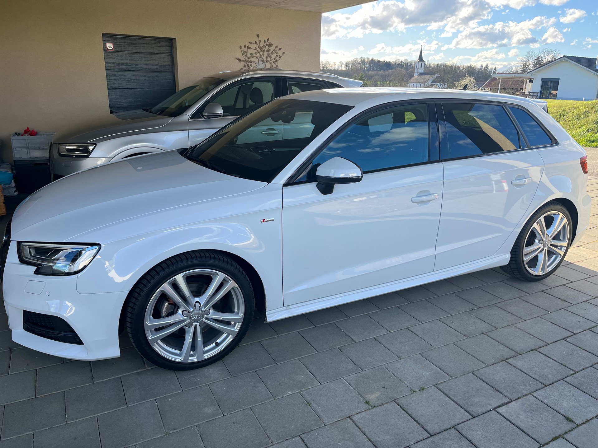 AUDI 1.5 35 TFSI Sport S-Tronic-image-2