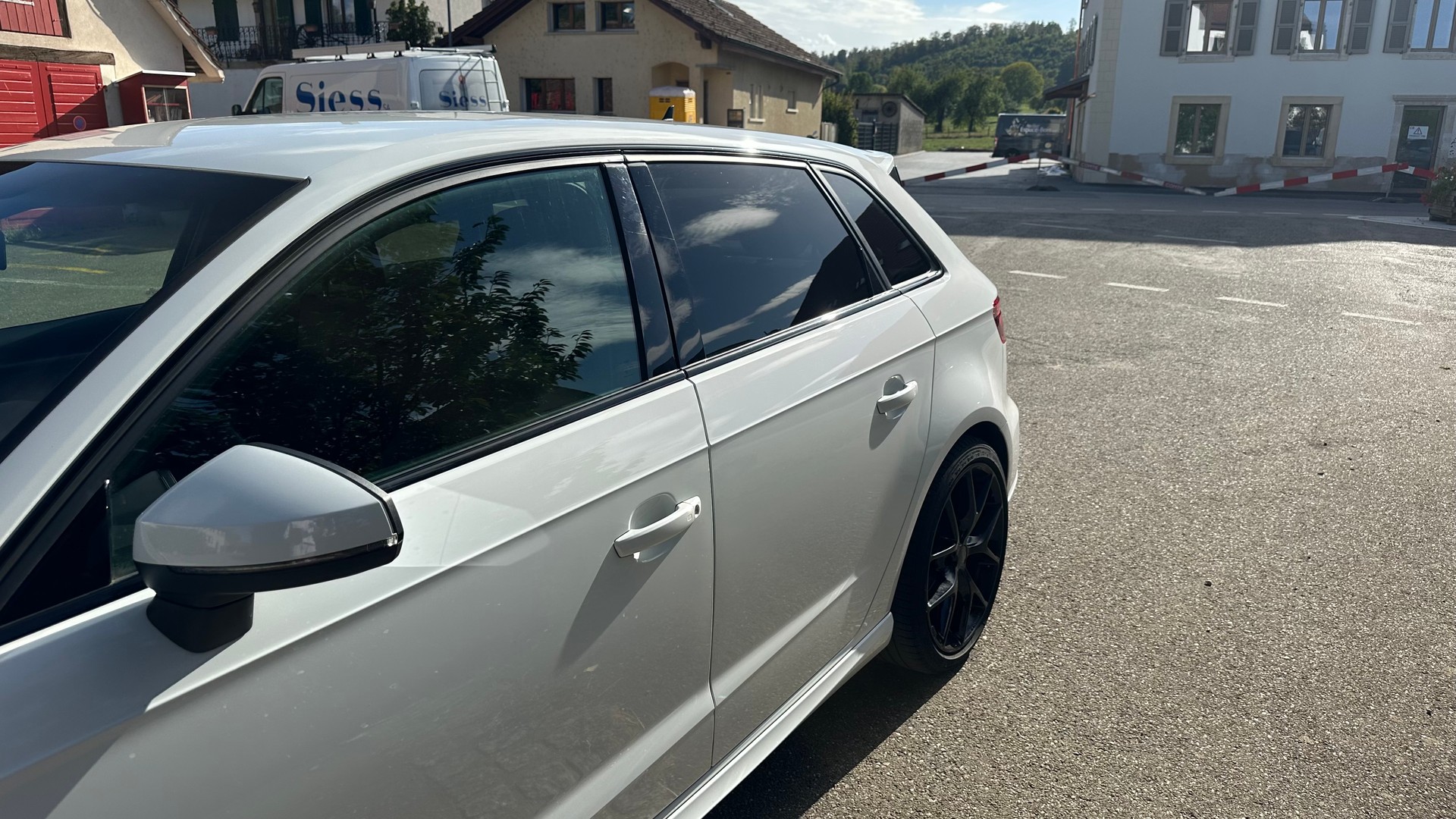 AUDI 1.5 35 TFSI Sport S-Tronic-image-3