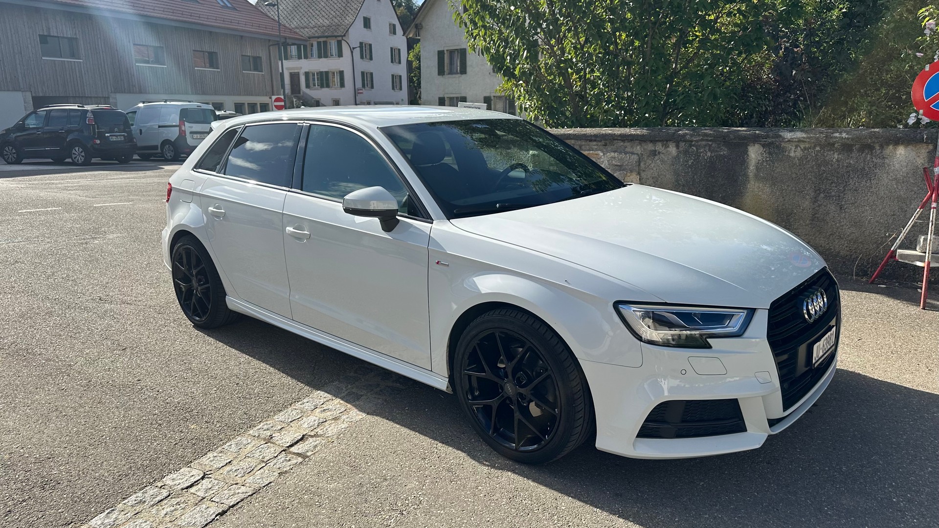 AUDI 1.5 35 TFSI Sport S-Tronic-image-10