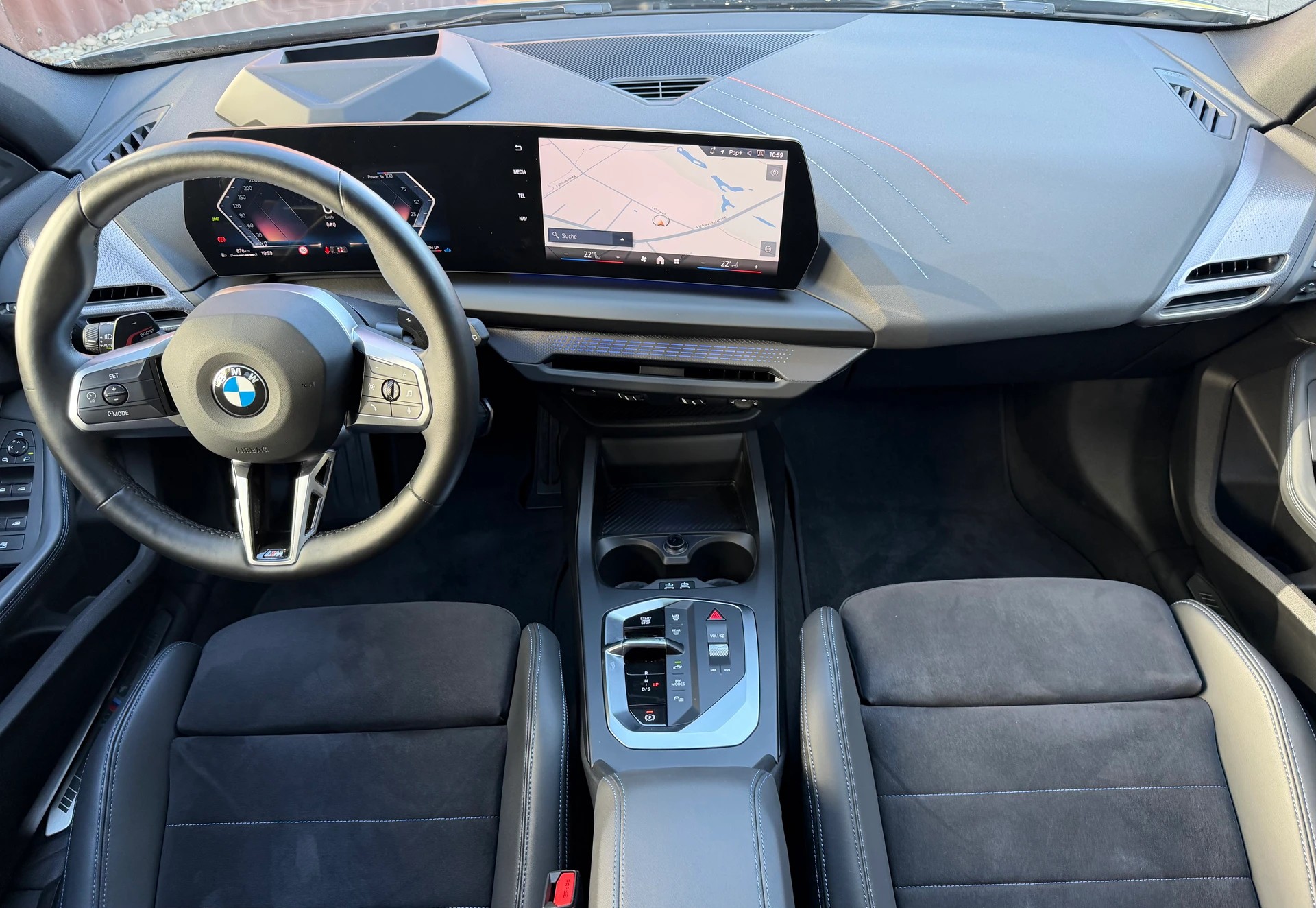 BMW 118d M Sport Pro | HEAD-UP DISPLAY | MASSAGESITZE | 360° KAMERA | KEYLESS GO-image-18
