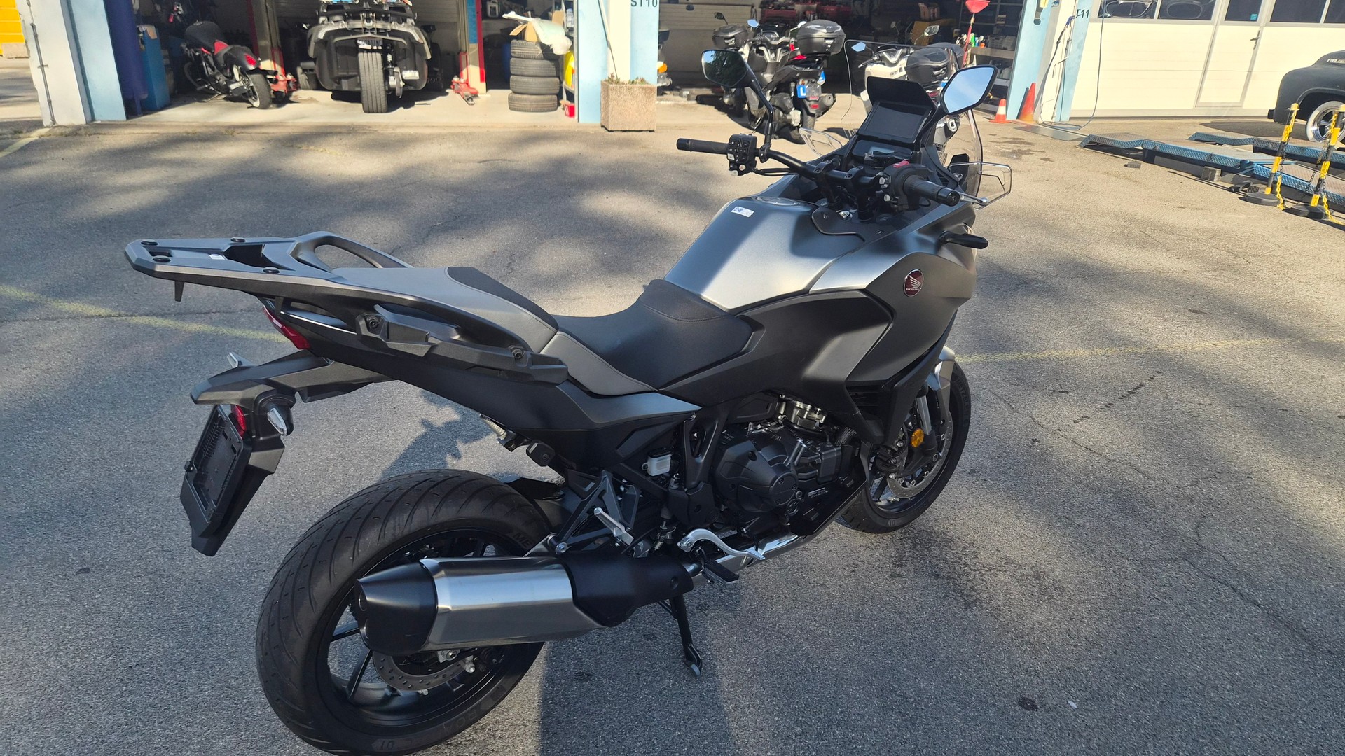 HONDA NT 1100 DCT-image-4