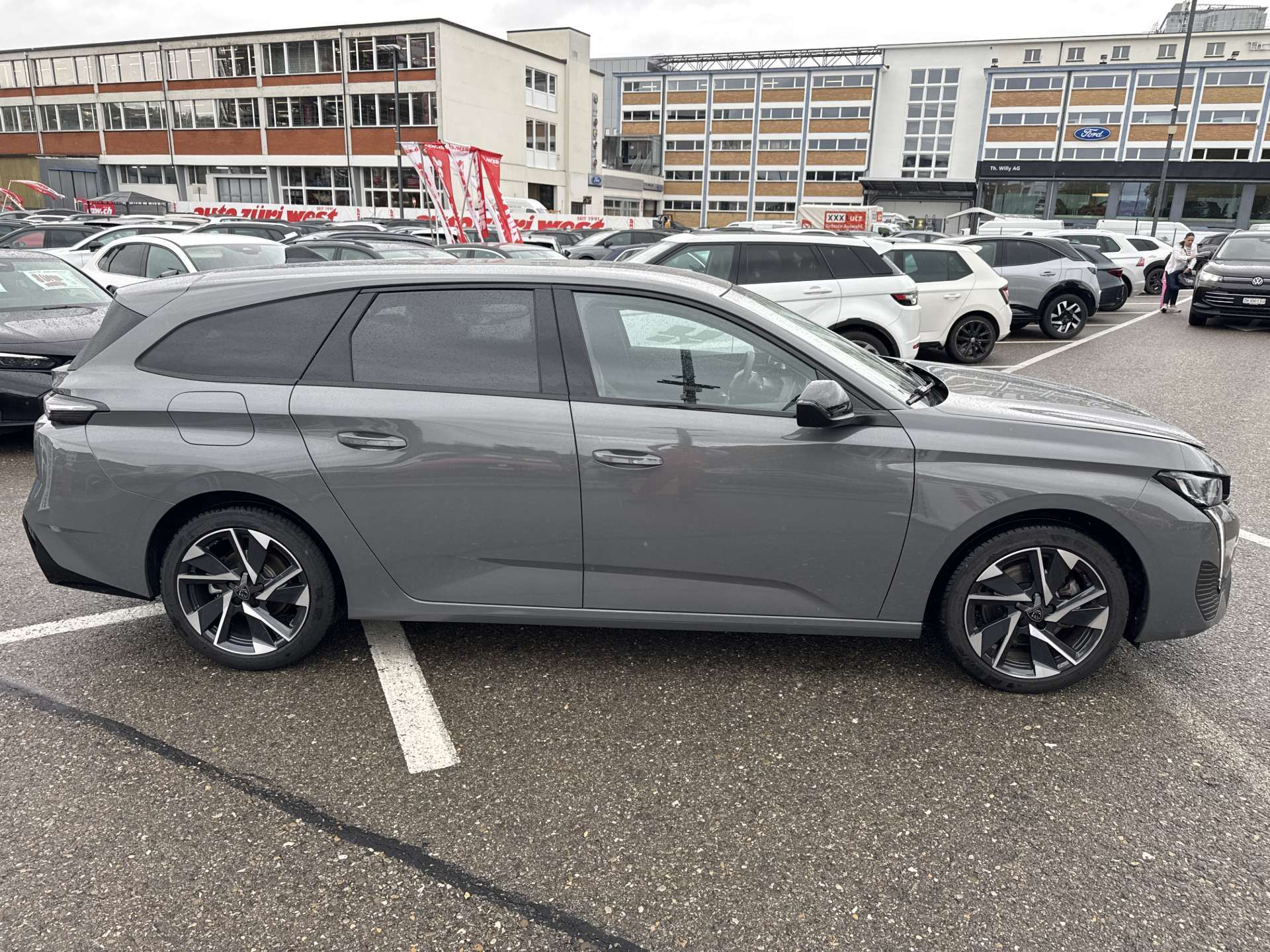 PEUGEOT 308 SW 1.5 BlueHDI Allure EAT-Automat-image-10