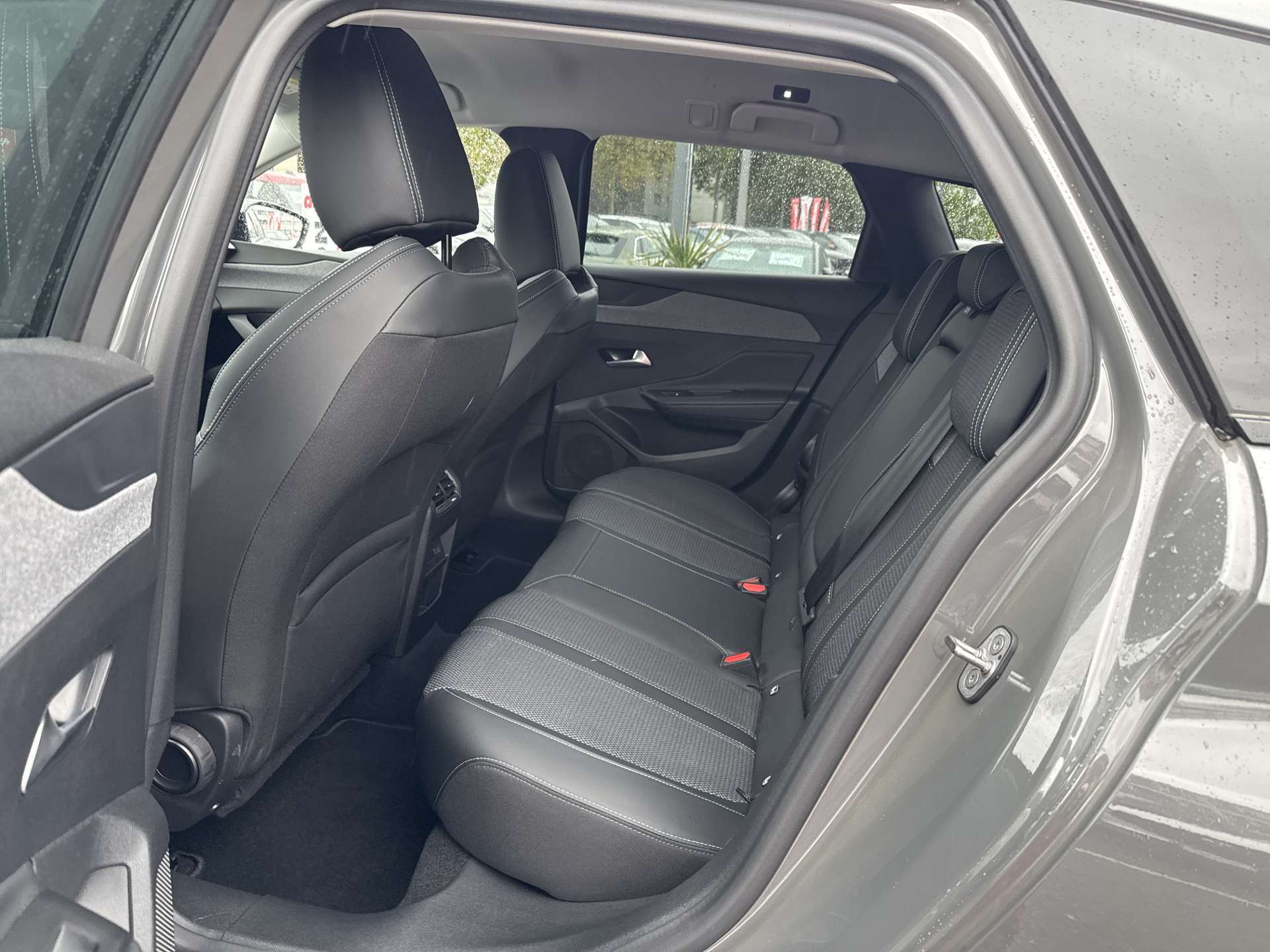 PEUGEOT 308 SW 1.5 BlueHDI Allure EAT-Automat-image-6