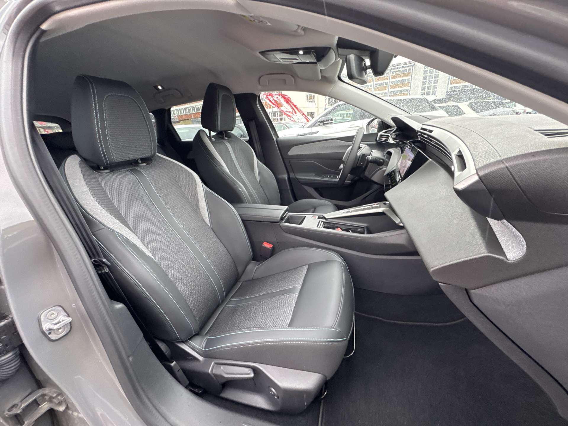 PEUGEOT 308 SW 1.5 BlueHDI Allure EAT-Automat-image-12