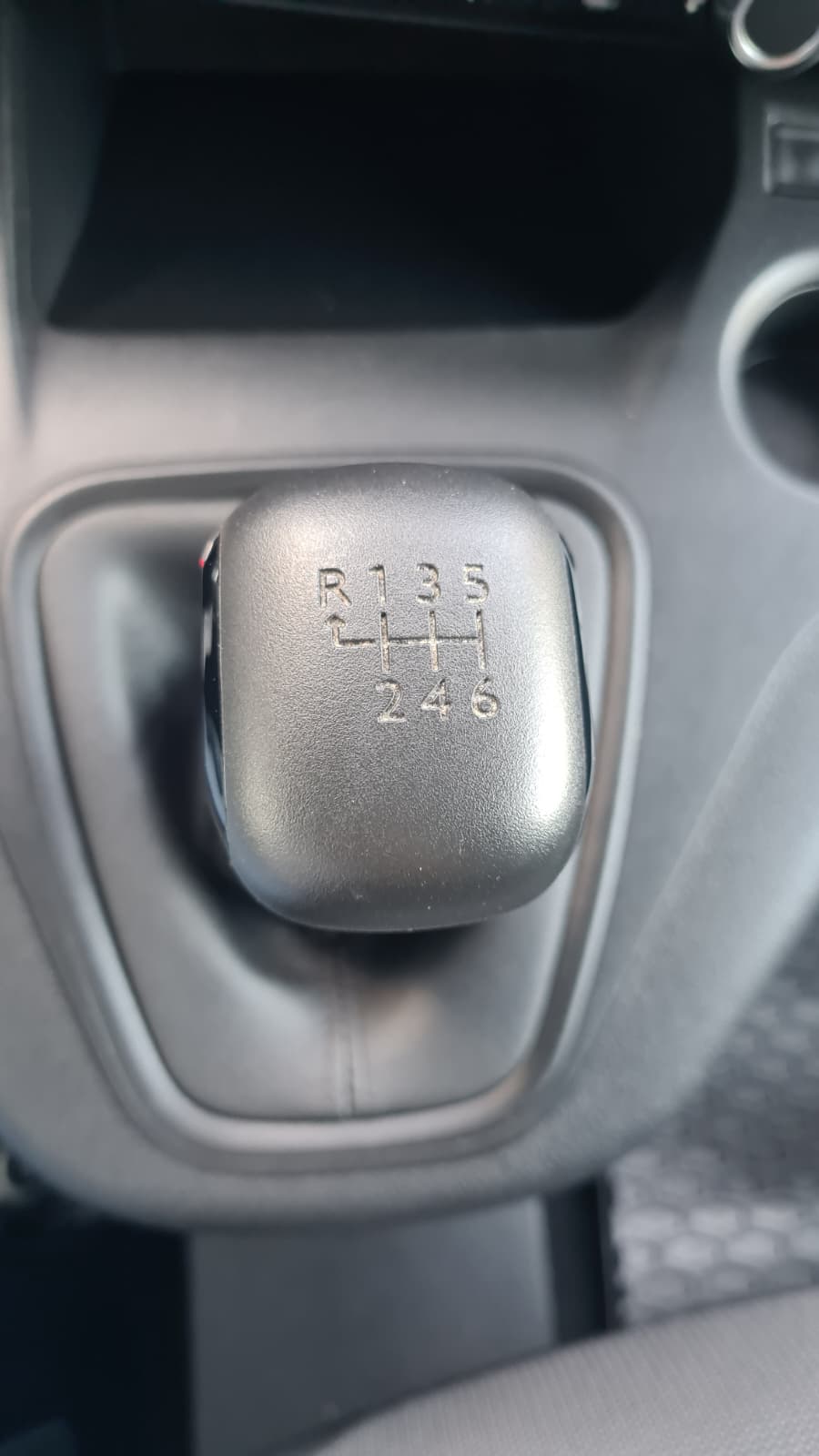 PEUGEOT Partner 1.5 Blue HDi s/s Asphalt Standard 1000kg ** 130 PS ** 3-Plätzer ** RF-Kamera ** LTZ MFK 25.08.2025 **-image-10