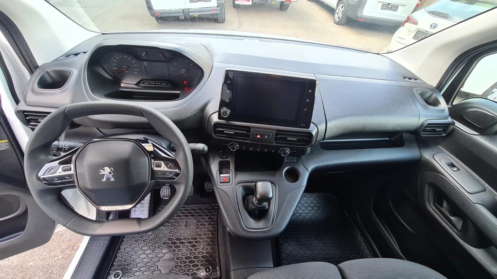 PEUGEOT Partner 1.5 Blue HDi s/s Asphalt Standard 1000kg ** 130 PS ** 3-Plätzer ** RF-Kamera ** LTZ MFK 25.08.2025 **-image-12