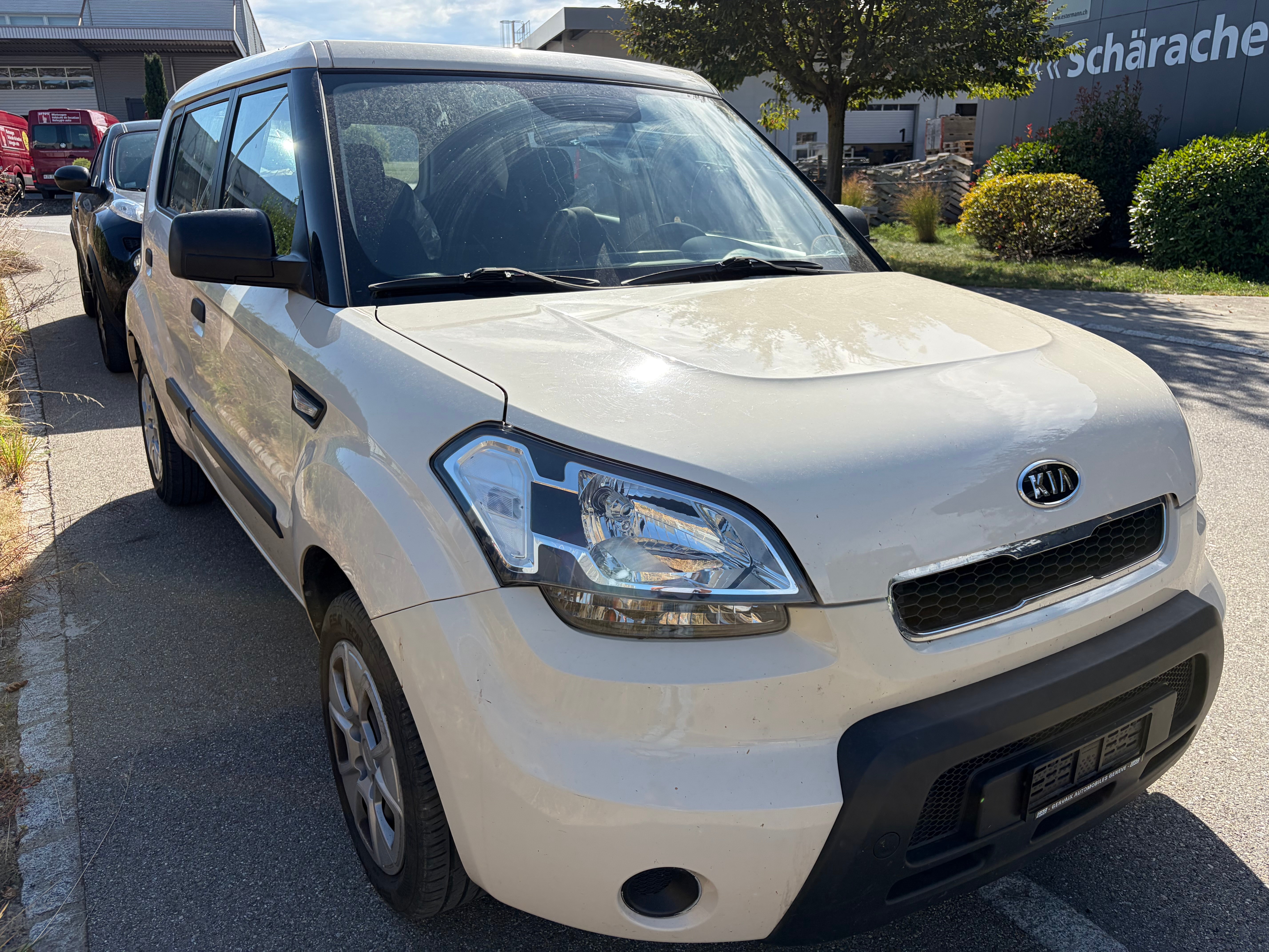 Car photo