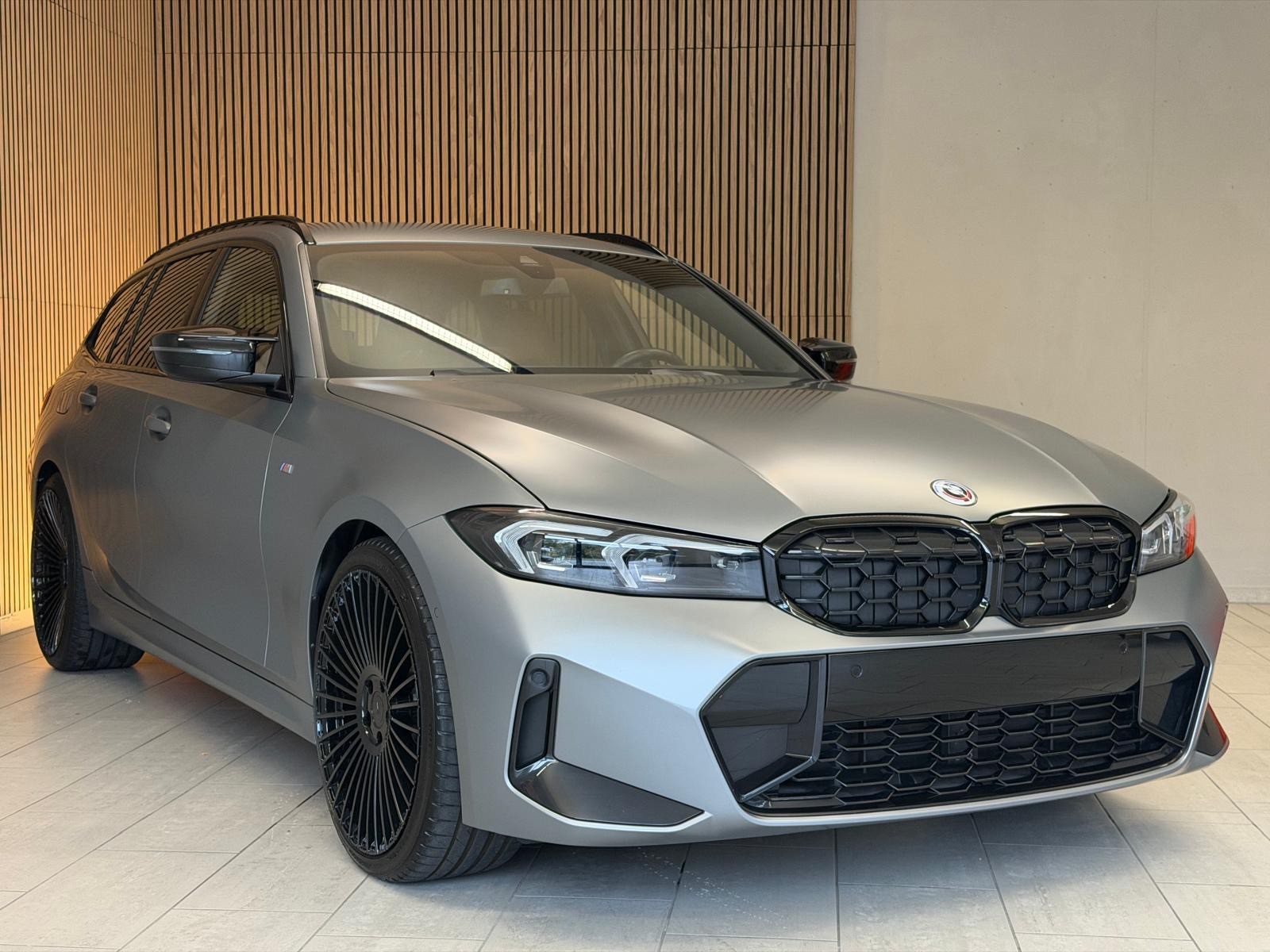 BMW M340i xDrive 48V Touring Steptronic M Sport Pro INDIVIDUAL FROZEN PURE GREY-image-4