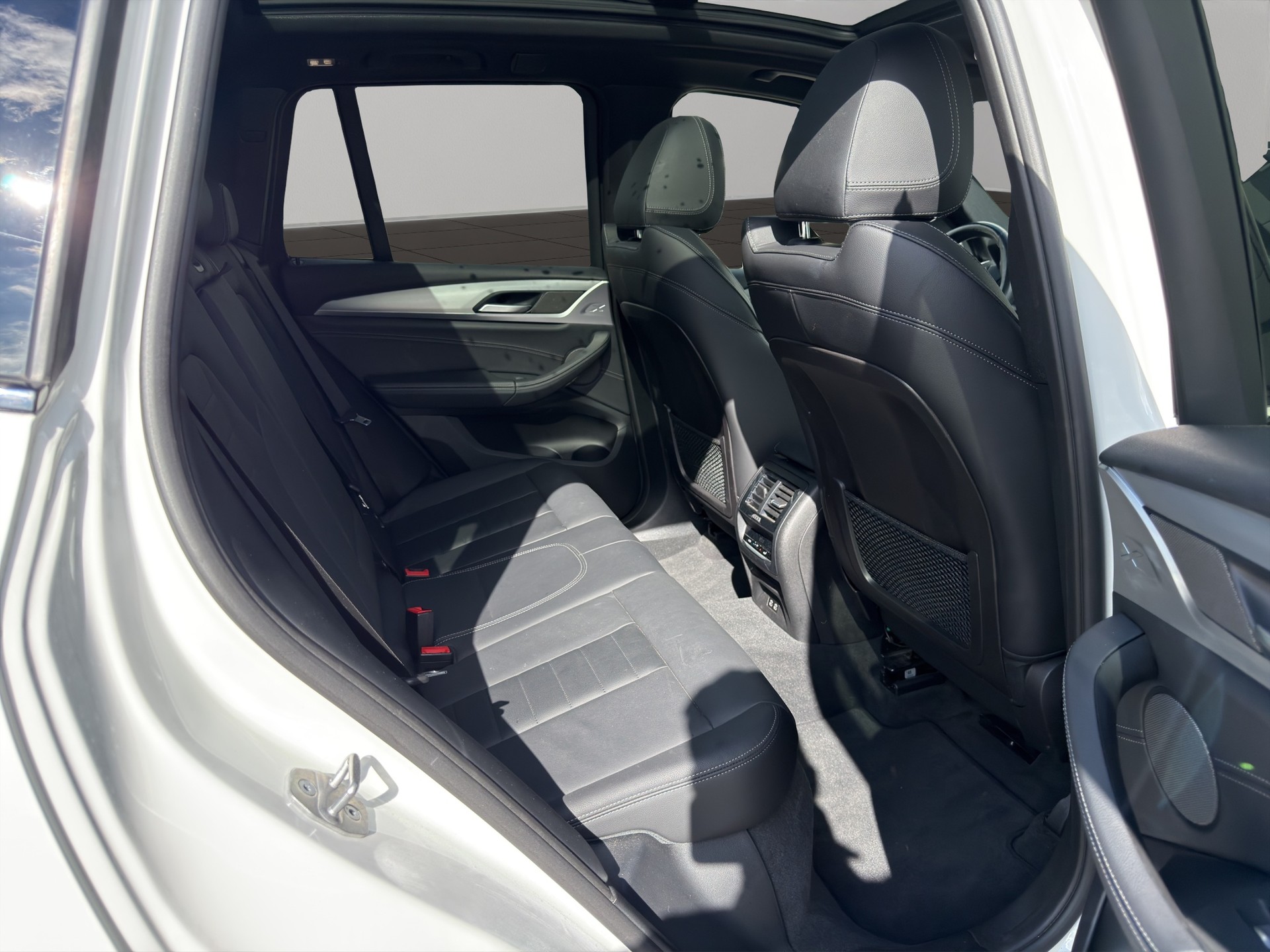 BMW X3 xDrive 30e Pure M Sport-image-18