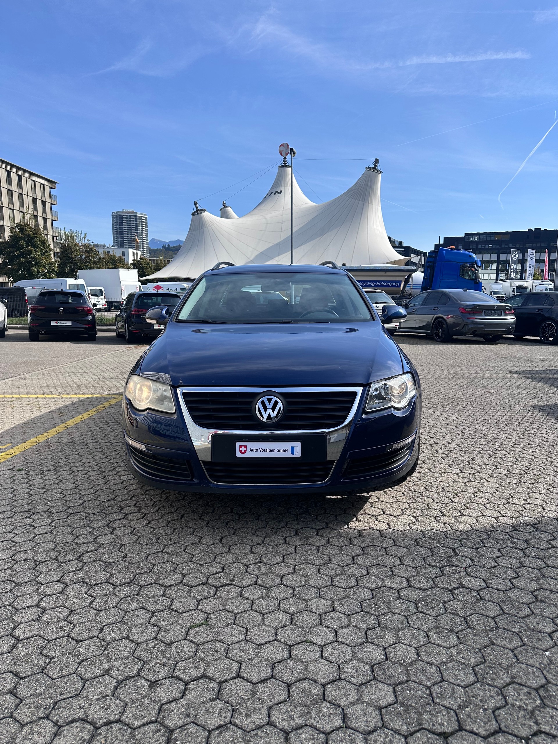 VW Passat Variant 2.0 FSI Highline-image-1