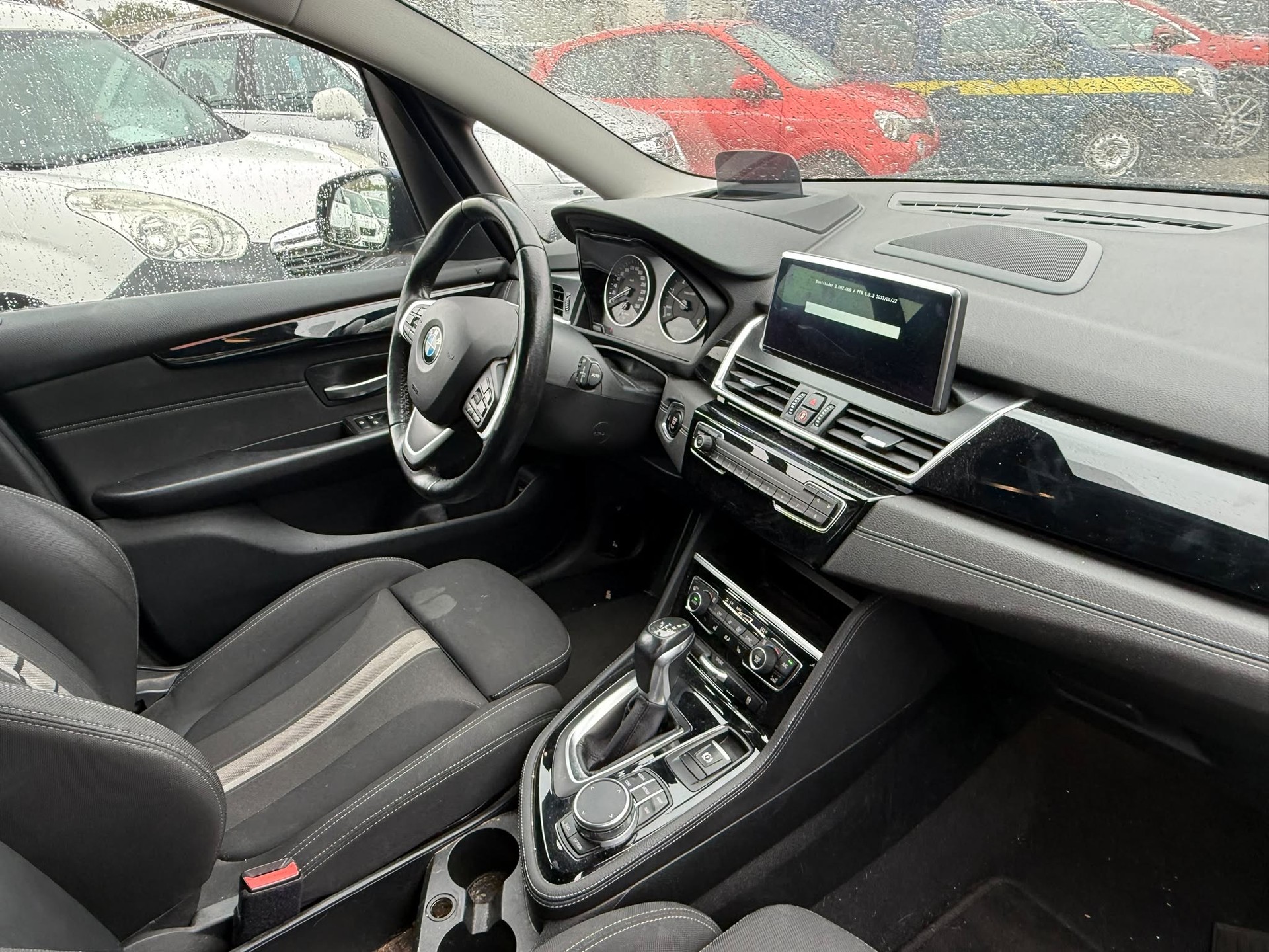 BMW 218d xDrive Gran Tourer Steptronic-image-9