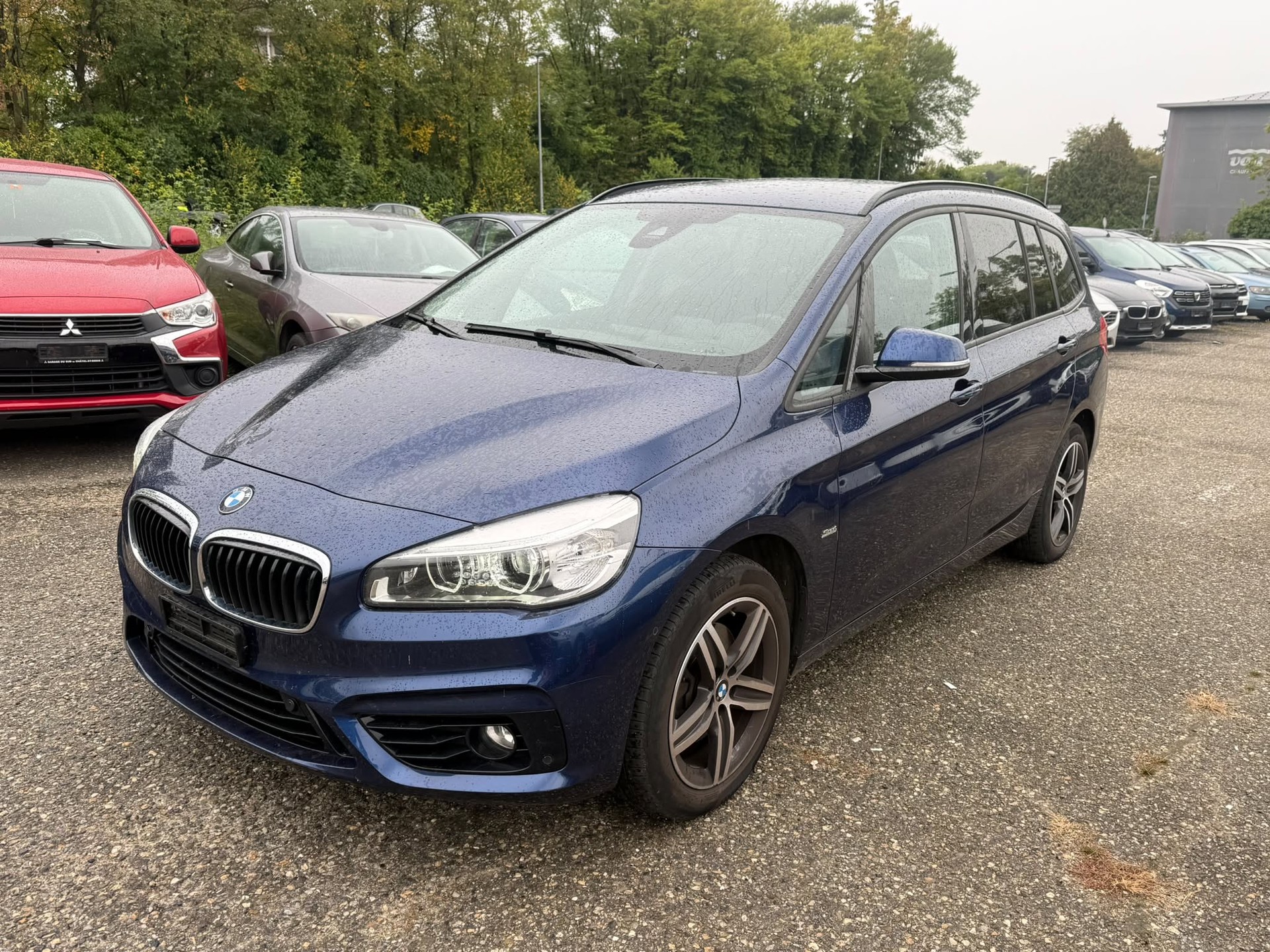 BMW 218d xDrive Gran Tourer Steptronic-image-1