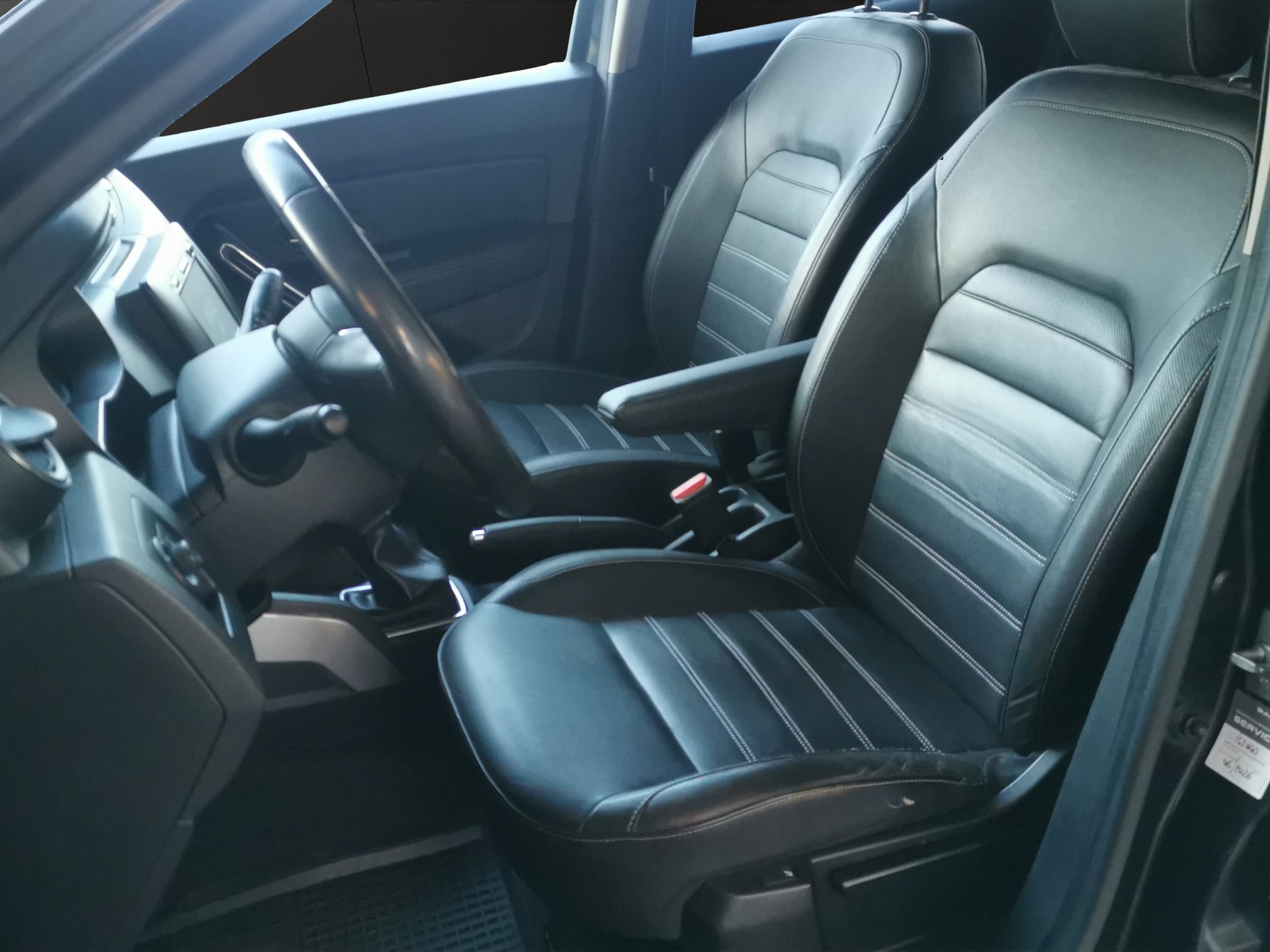 DACIA Duster TCe 125 Prestige 4x4-image-10
