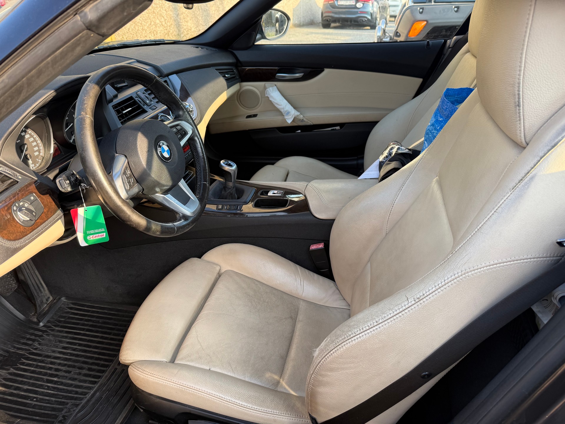 BMW Z4 sDrive23i-image-6