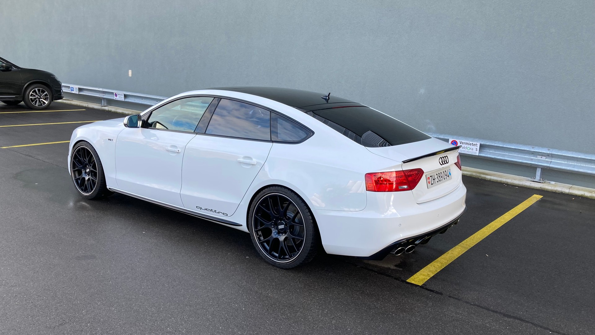 AUDI 3.0 V6 TFSI quattro S-Tronic-image-1
