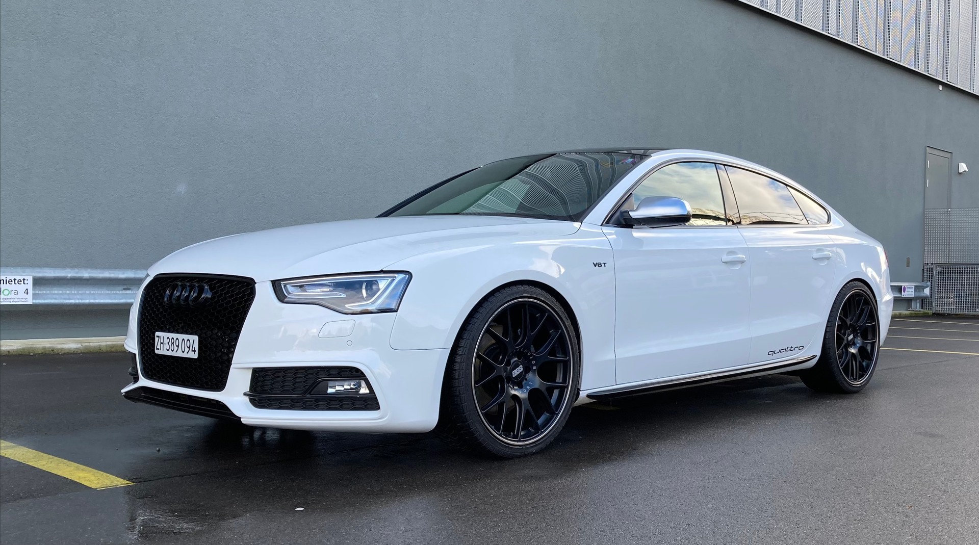 AUDI 3.0 V6 TFSI quattro S-Tronic-image-0