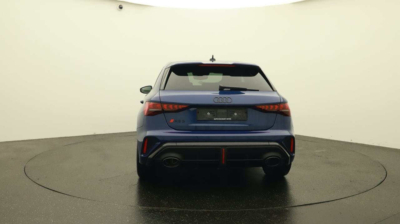 AUDI RS3 Sportback 2.5 TSI quattro S-tronic-image-3