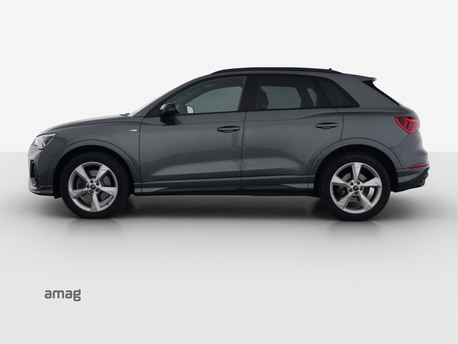 AUDI Q3 40 TDI S line quattro S-tronic-image-1