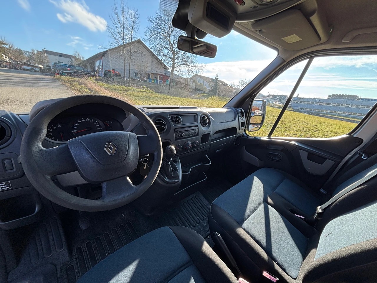 RENAULT MASTER-image-6