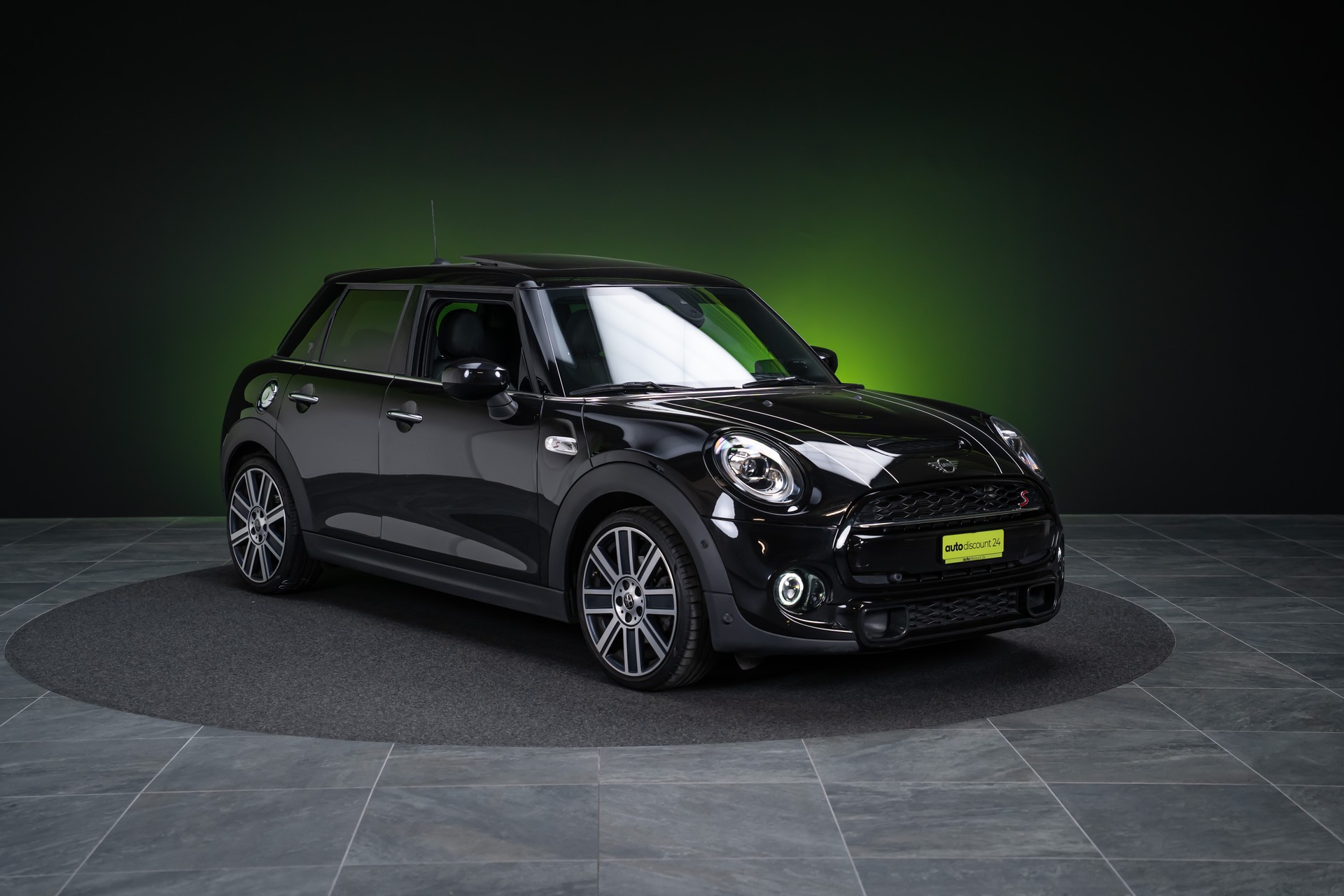 MINI Cooper S SDKG / CH-Fahrzeug / Panorama / Rückfahrkamera-image-2