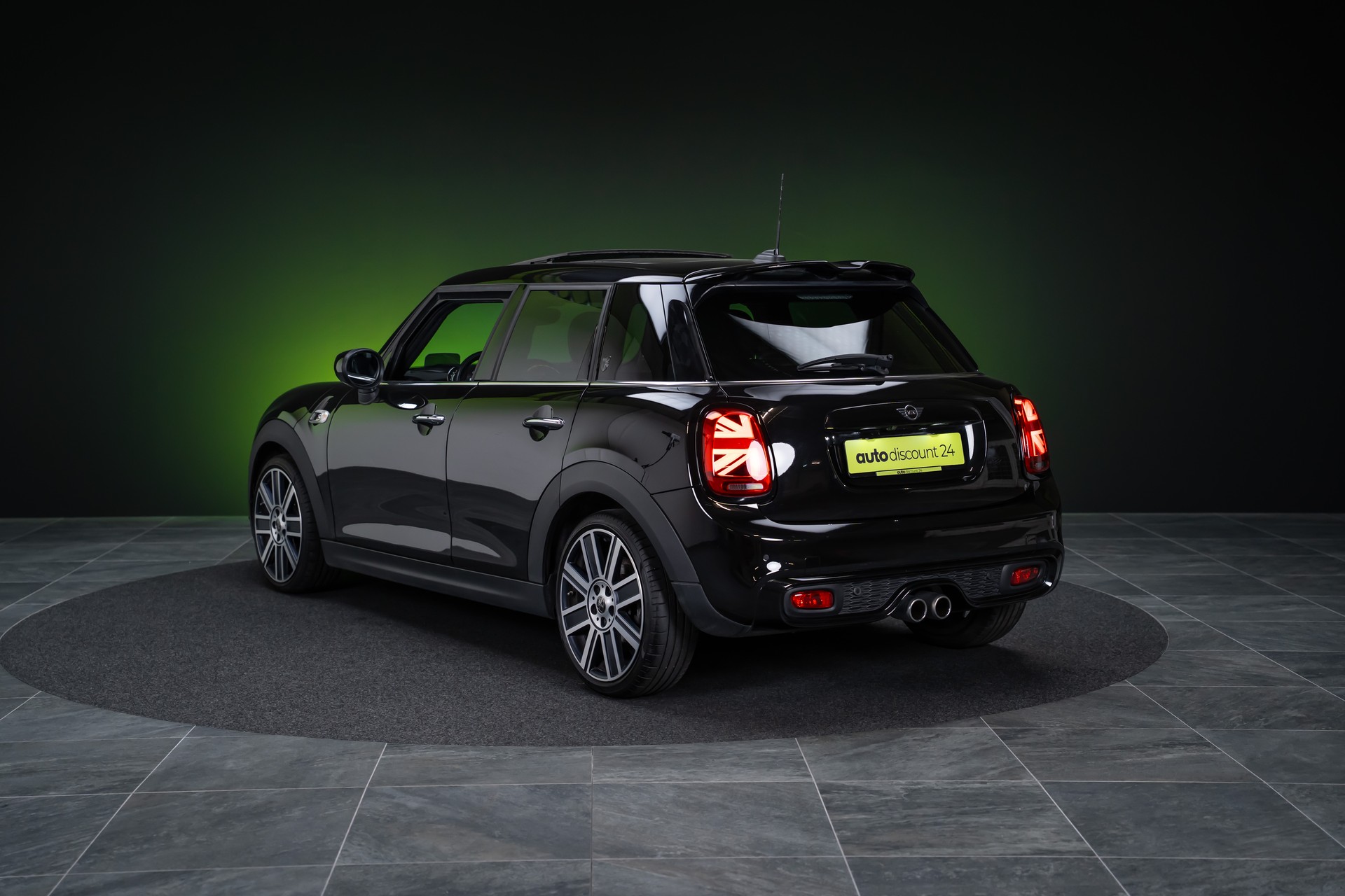 MINI Cooper S SDKG / CH-Fahrzeug / Panorama / Rückfahrkamera-image-7