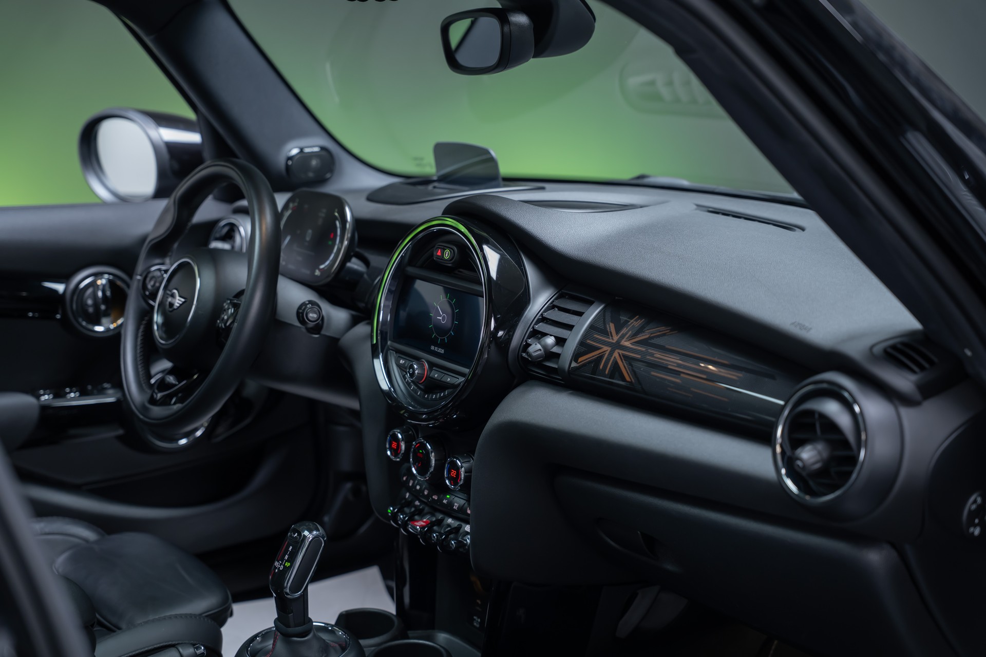 MINI Cooper S SDKG / CH-Fahrzeug / Panorama / Rückfahrkamera-image-28