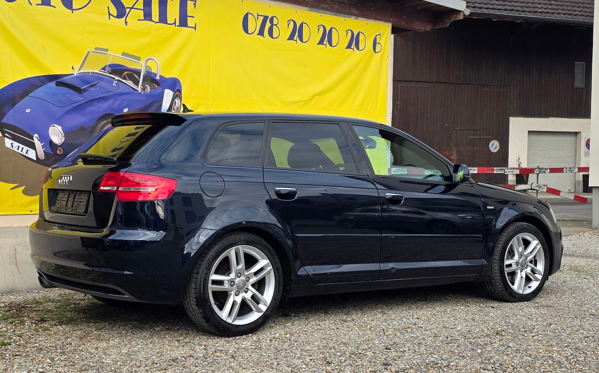 AUDI A3 Sportback 2.0 TDI Attraction quattro-image-5