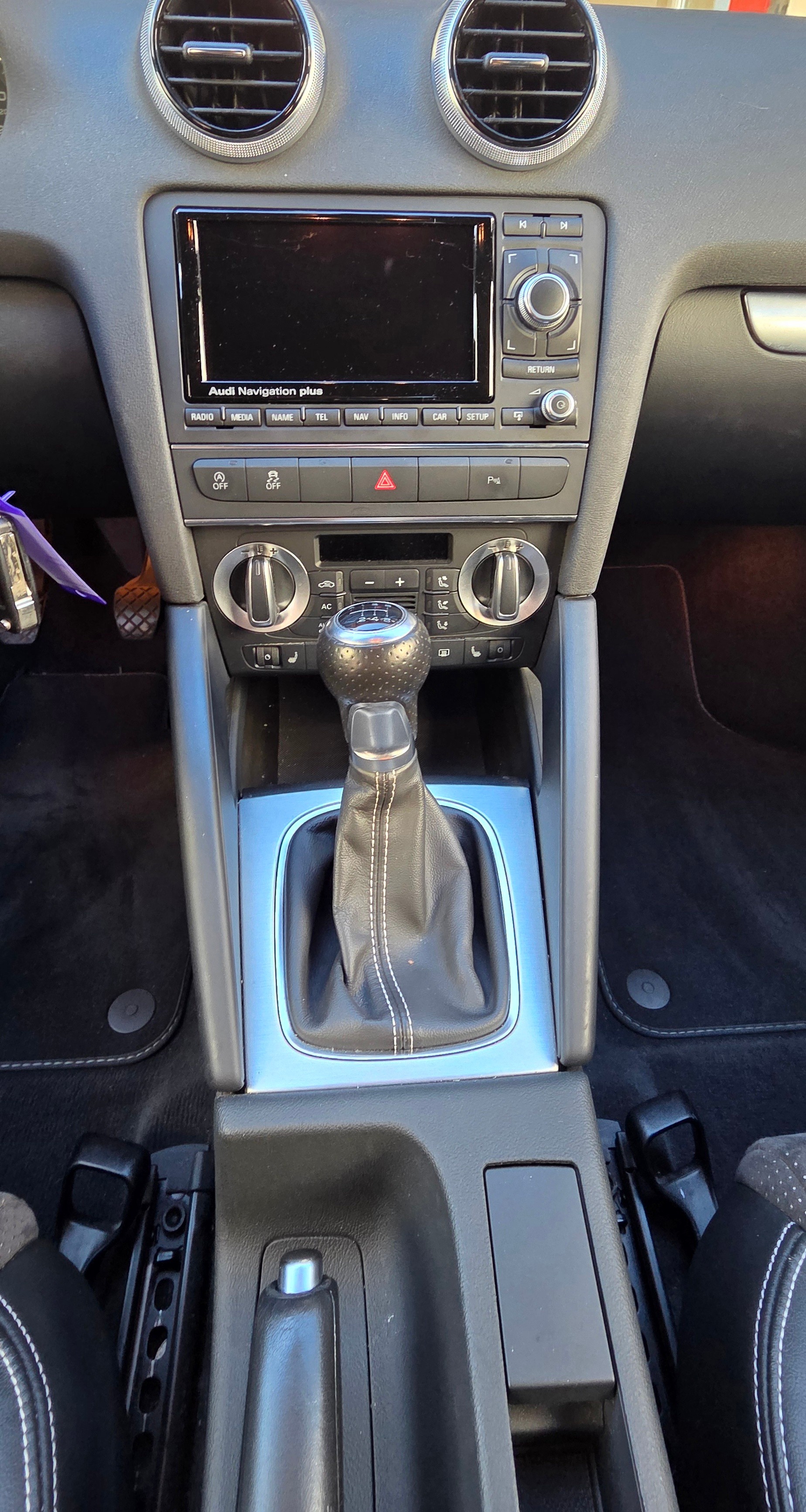 AUDI A3 Sportback 2.0 TDI Attraction quattro-image-10