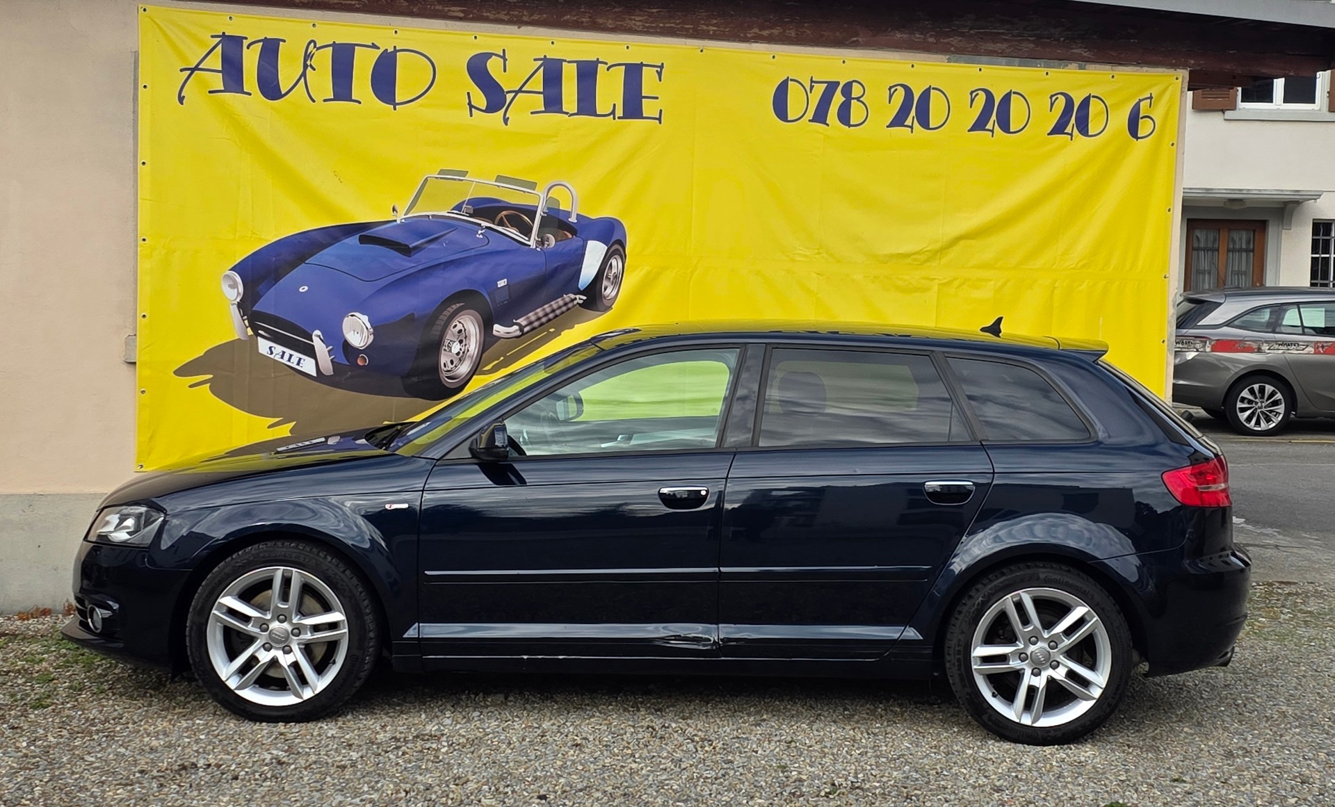 AUDI A3 Sportback 2.0 TDI Attraction quattro-image-2