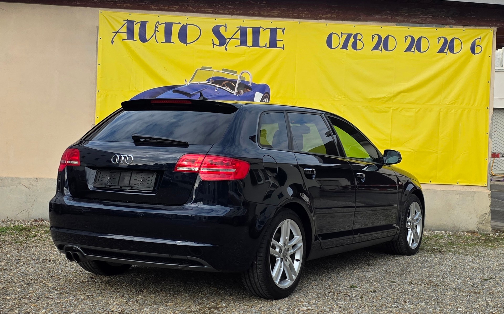 AUDI A3 Sportback 2.0 TDI Attraction quattro-image-3