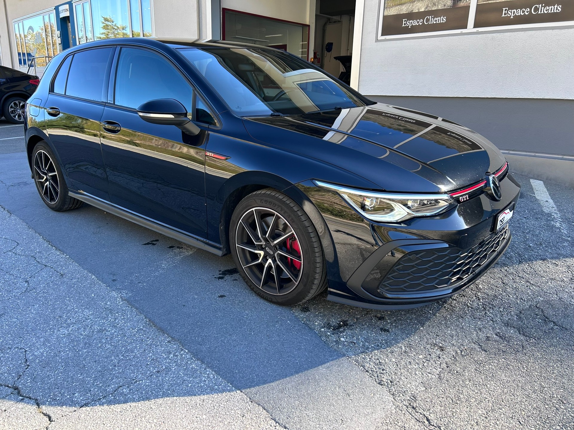 VW Golf 2.0 TSI GTI DSG-image-1