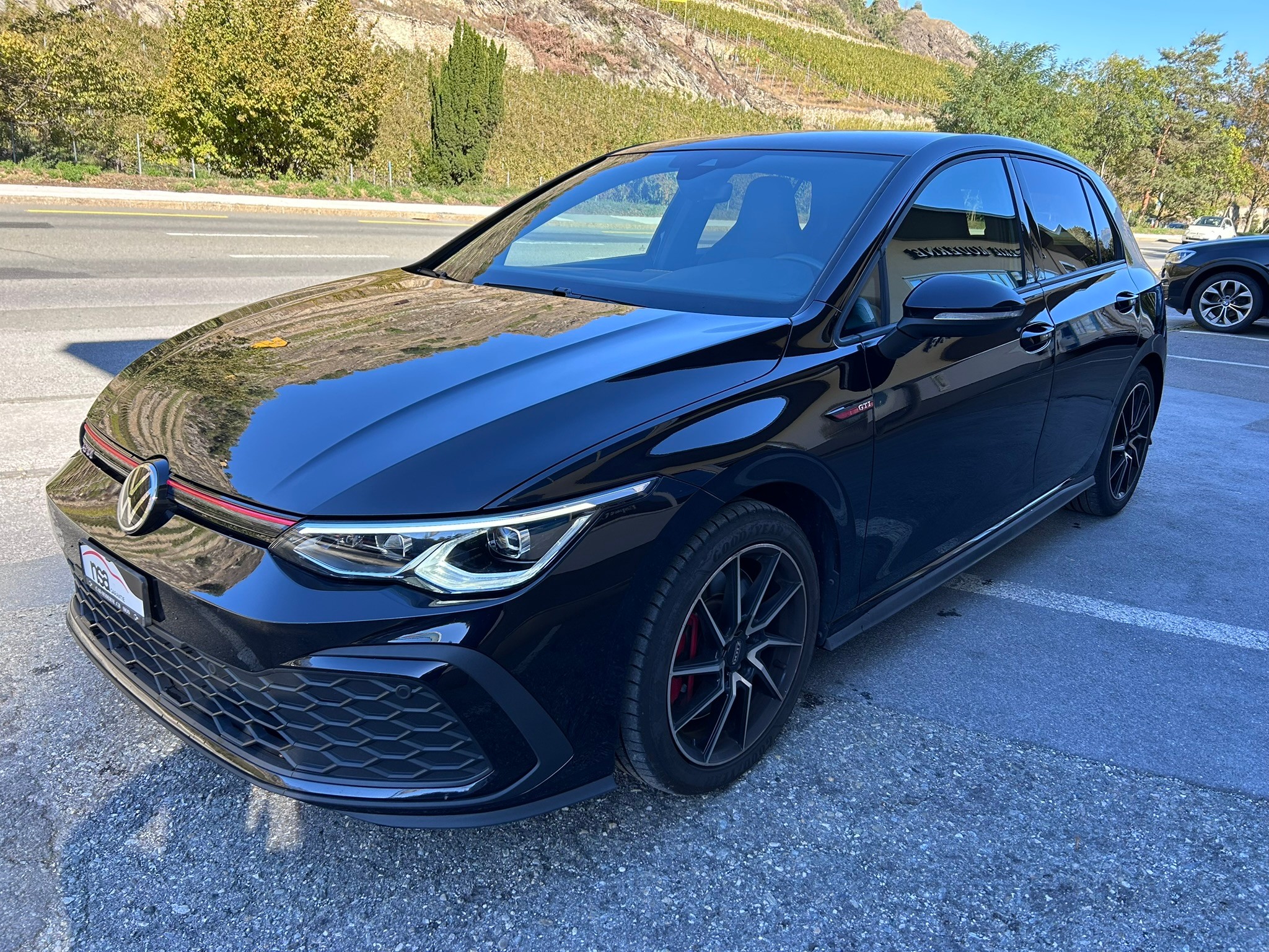 Car photo