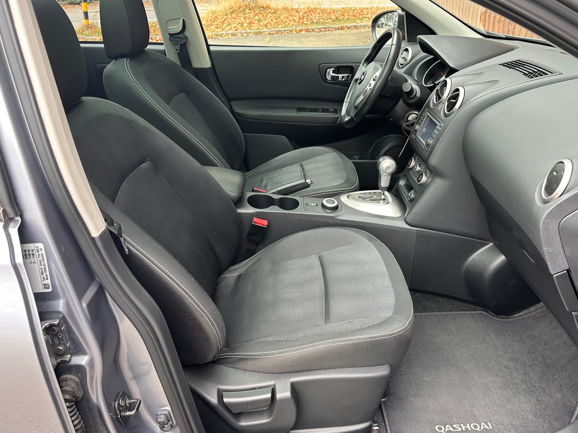 NISSAN Qashqai 2.0 4WD acenta XTronic CVT-image-13