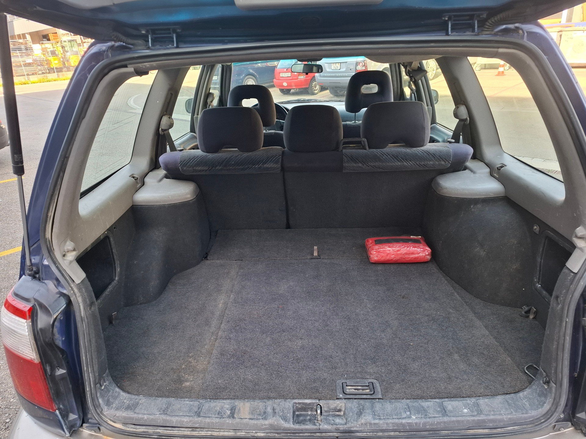 SUBARU Forester 2.0 Comfort Automatic-image-6