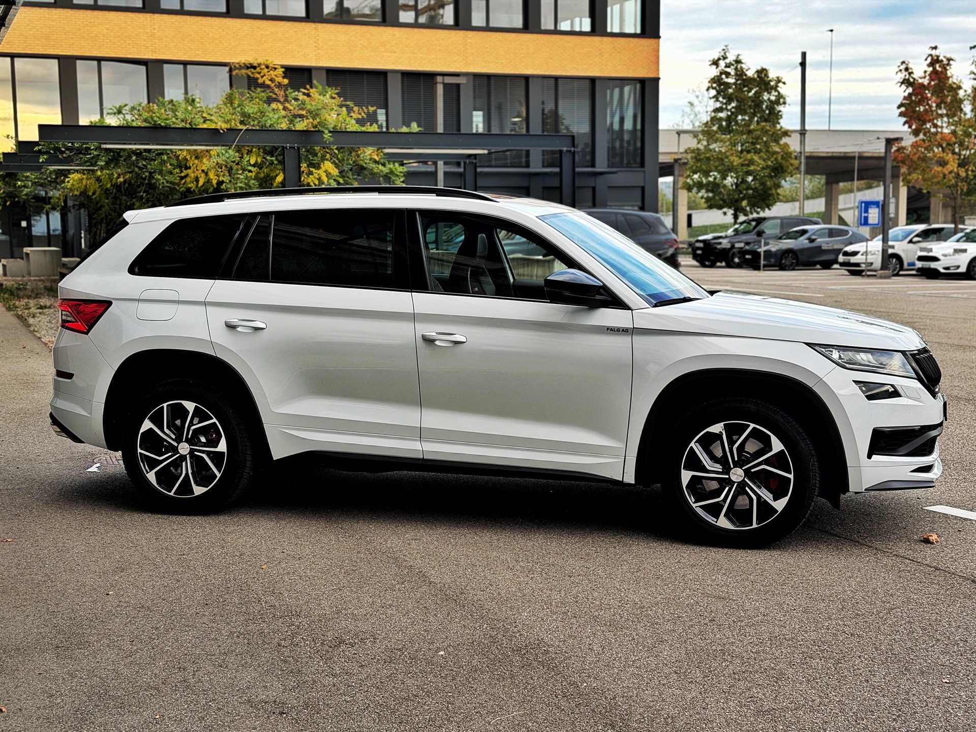 SKODA Kodiaq 2.0 Bi-TDI SCR RS 4x4 DSG-image-6