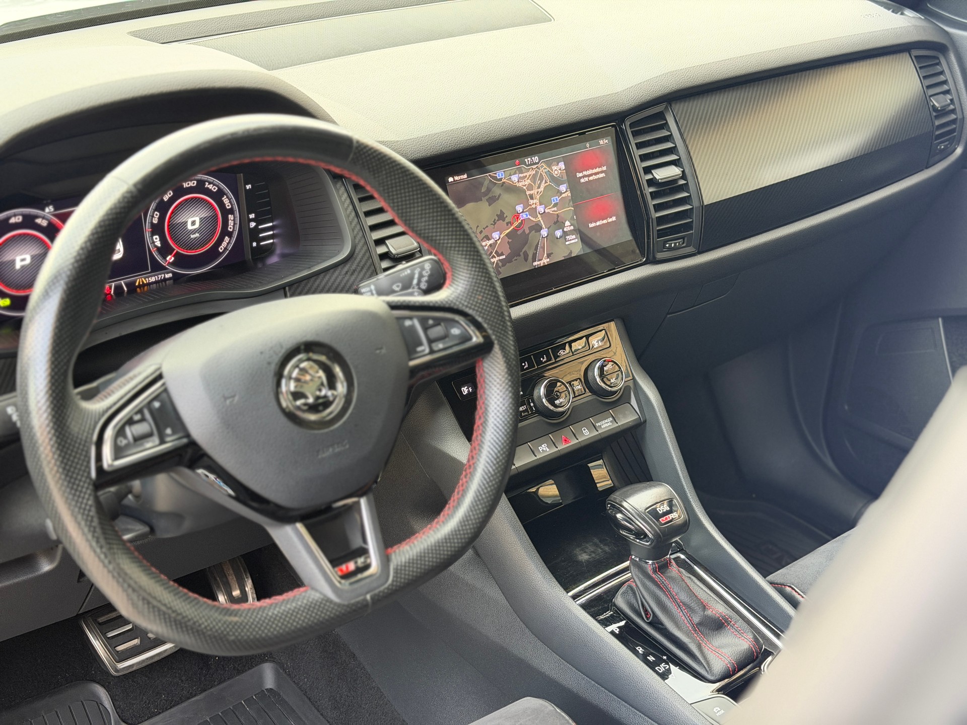 SKODA Kodiaq 2.0 Bi-TDI SCR RS 4x4 DSG-image-17