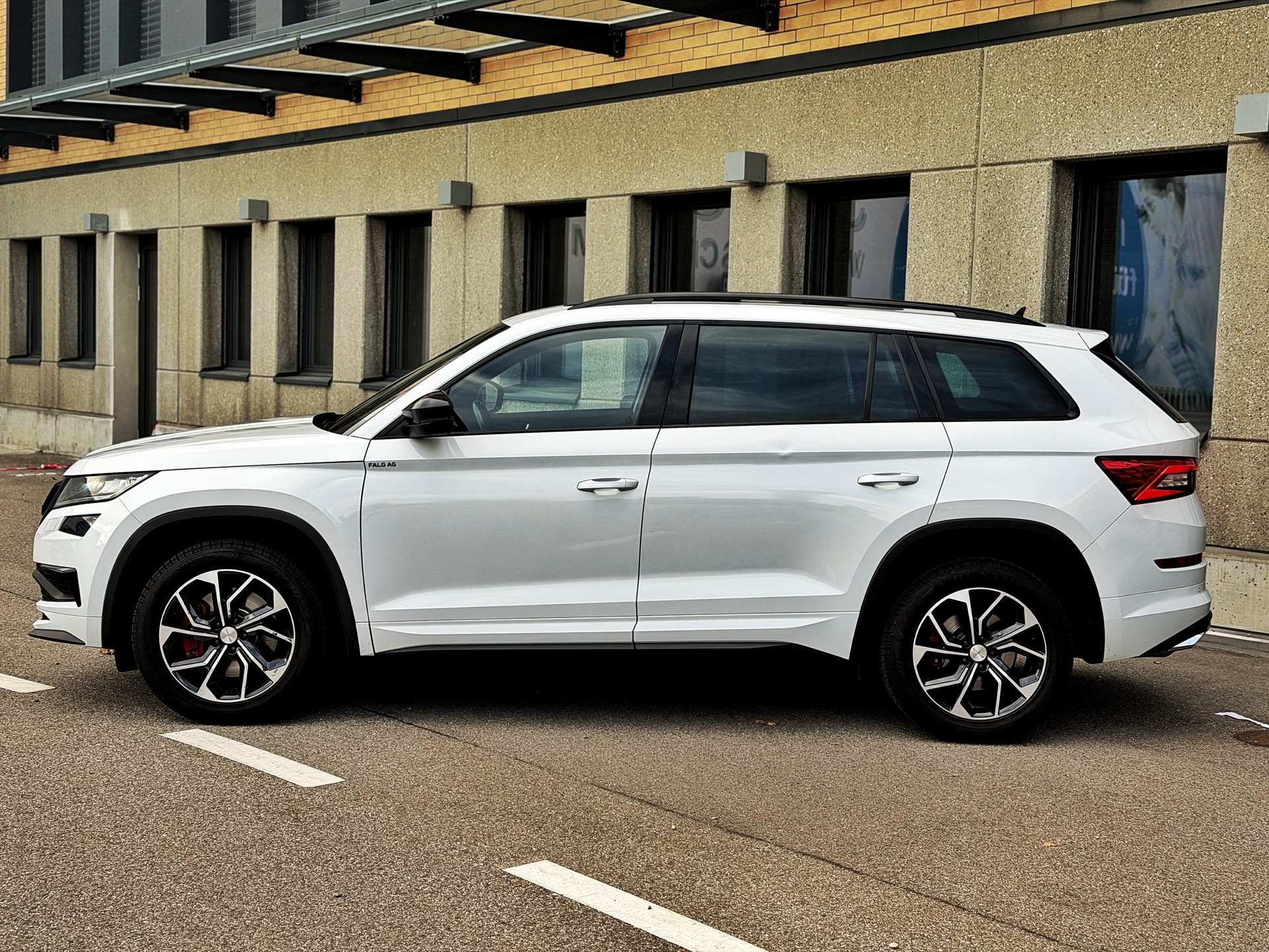 SKODA Kodiaq 2.0 Bi-TDI SCR RS 4x4 DSG-image-1