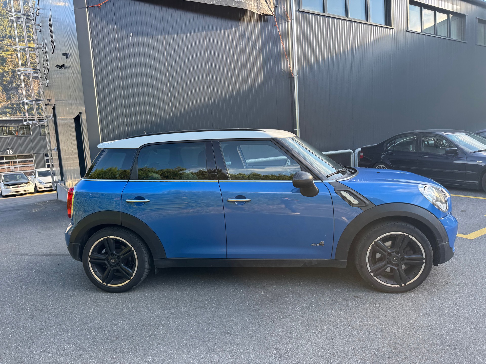 MINI Countryman Cooper D ALL4 Snowhill-image-3