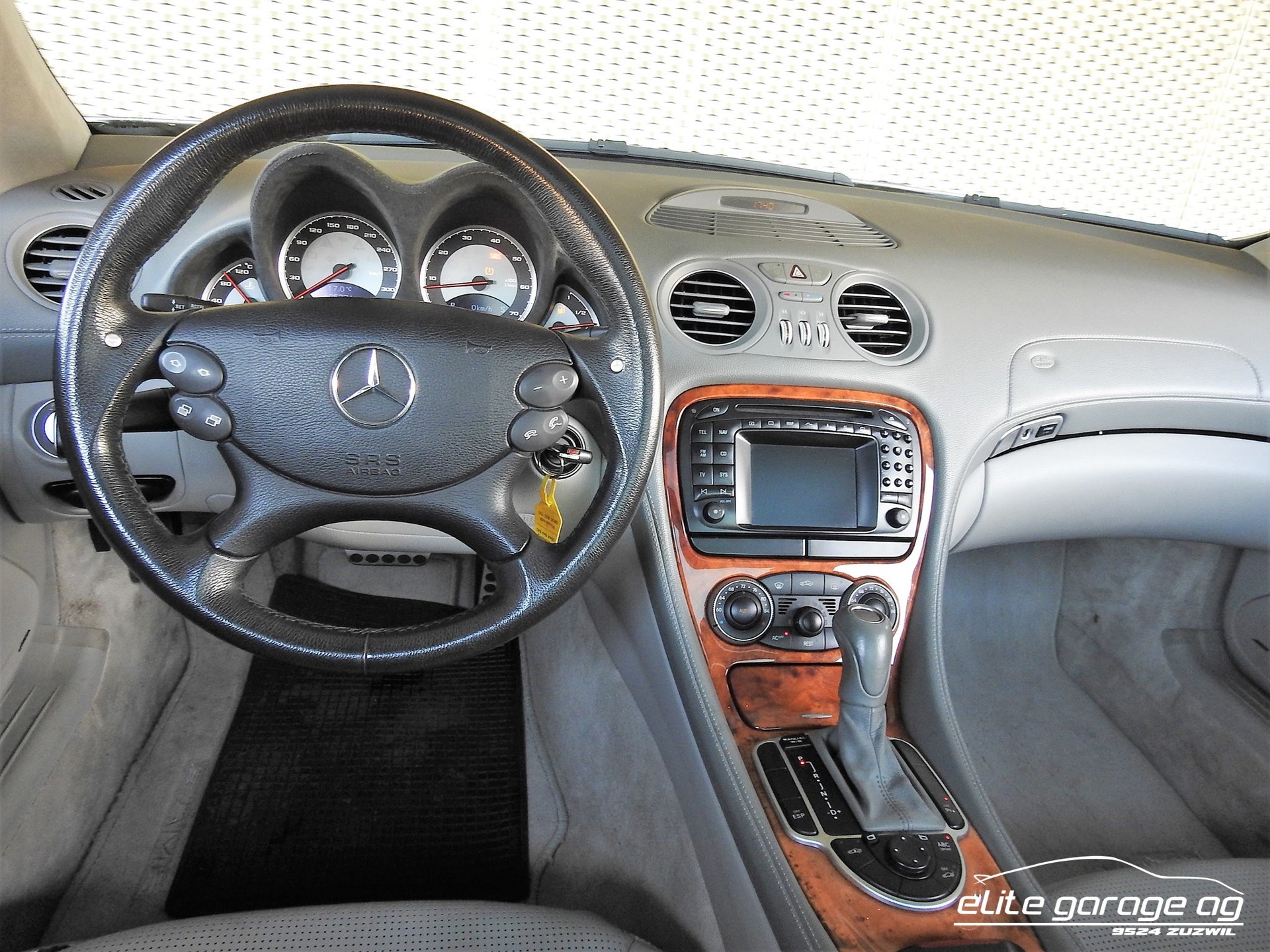 MERCEDES-BENZ SL 55 AMG-image-5