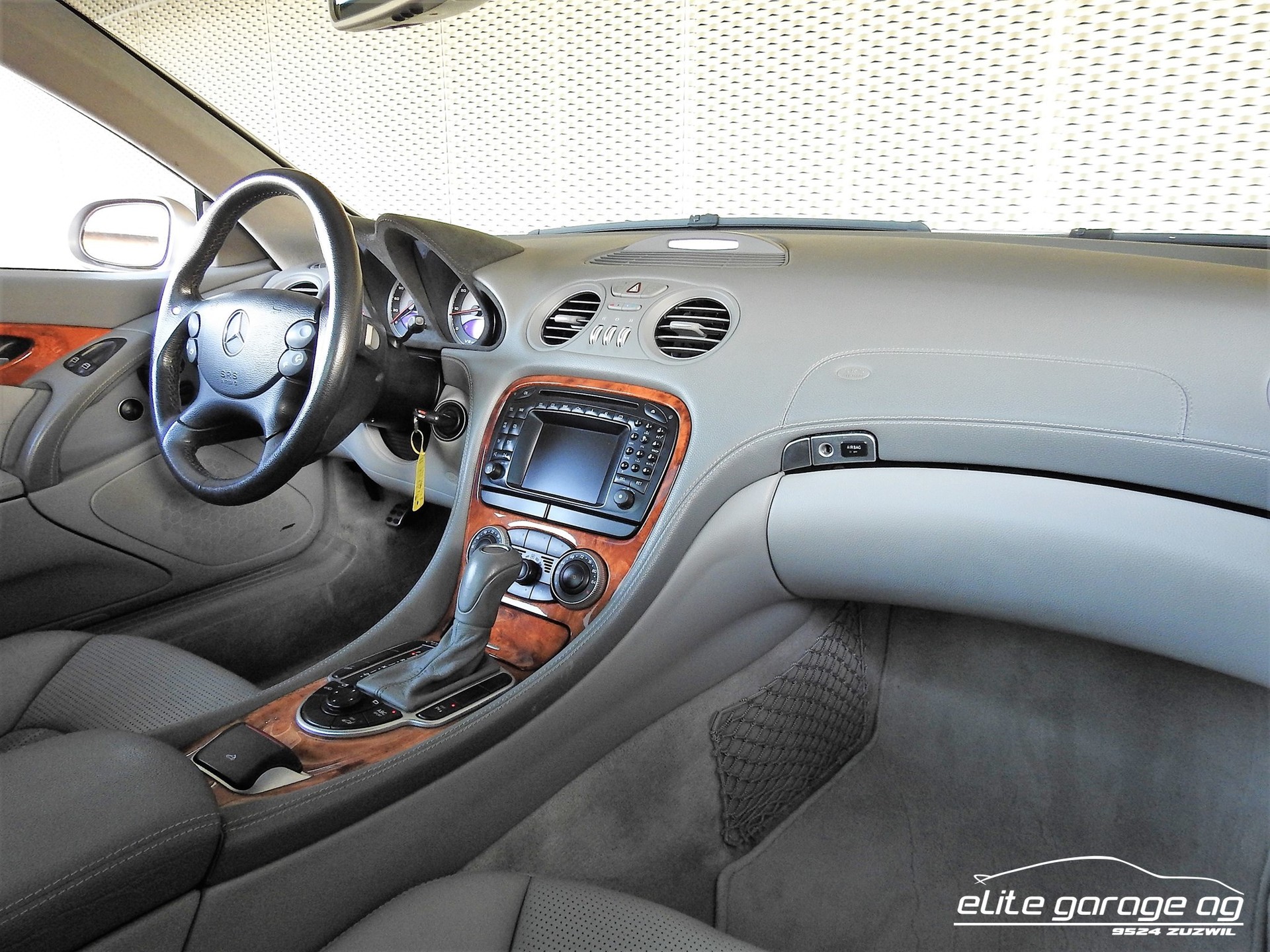 MERCEDES-BENZ SL 55 AMG-image-8